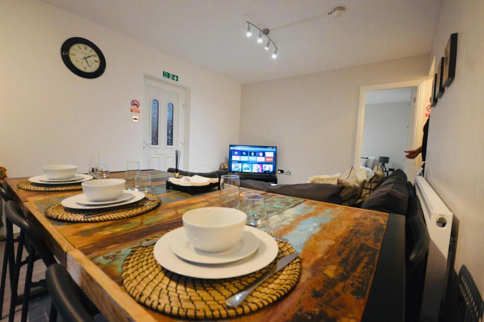Luxury 3 Bedroom Ground Floor - Centre Apartamento *