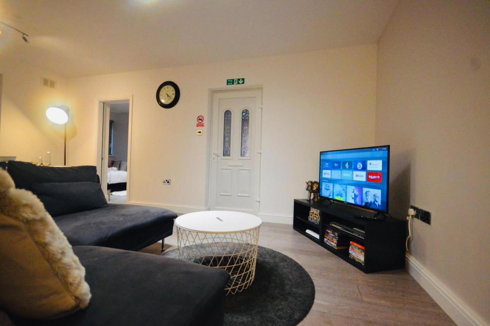 Apartamento Luxury 3 Bedroom Ground Floor - Centre