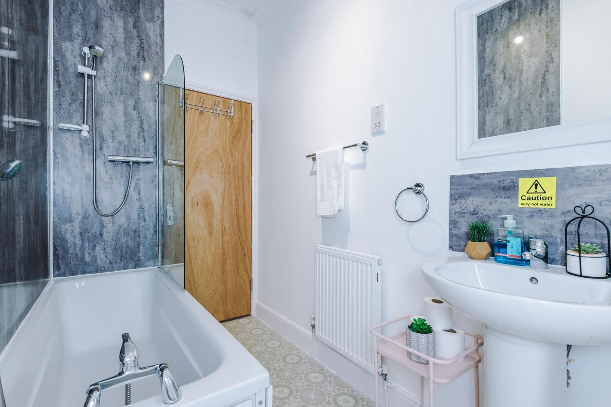 Casa de férias Foxton House Stylish 3bed Retreat - Walk To Coventry's Delights *