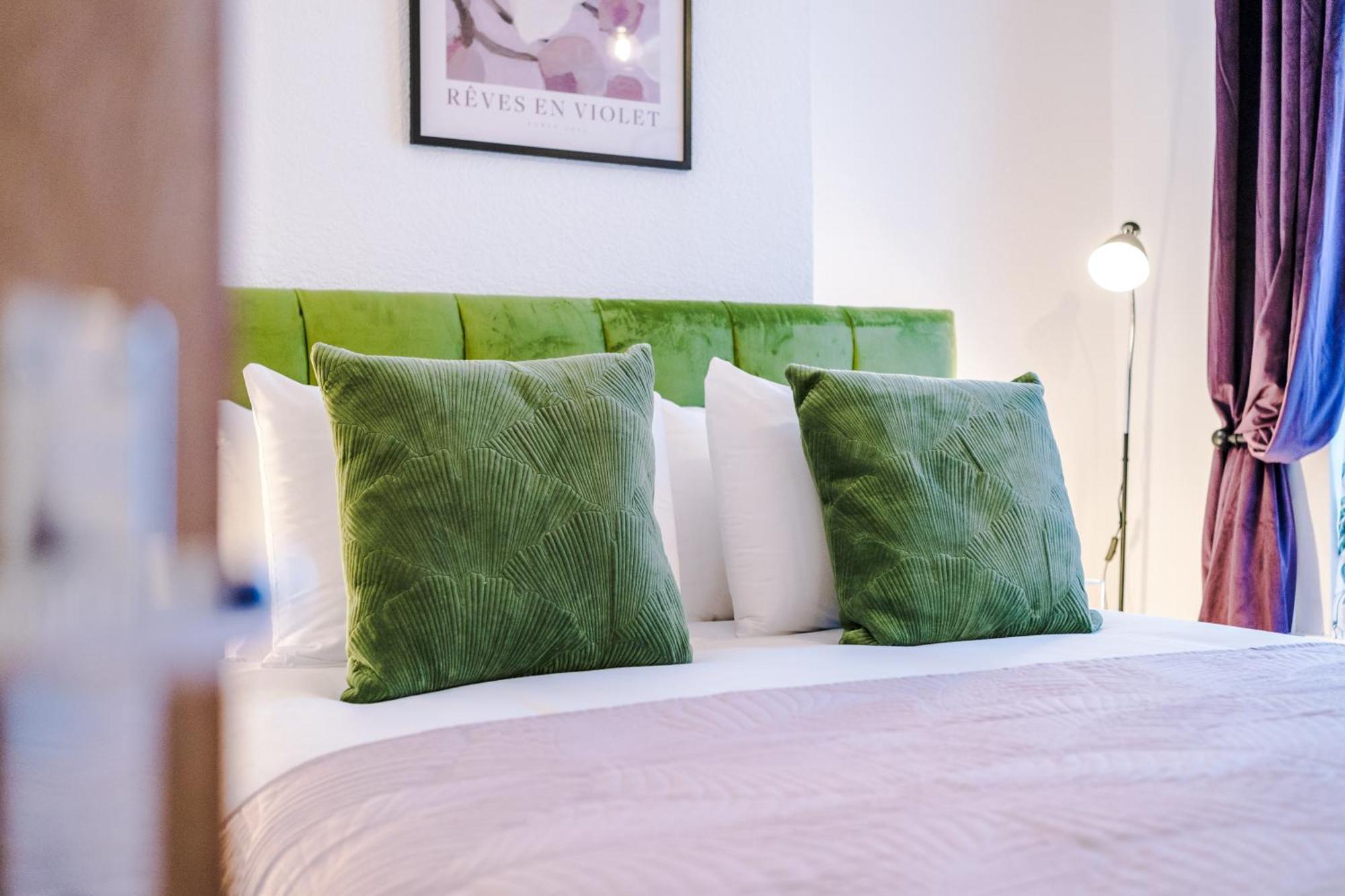 Foxton House Stylish 3bed Retreat - Walk To Coventry's Delights