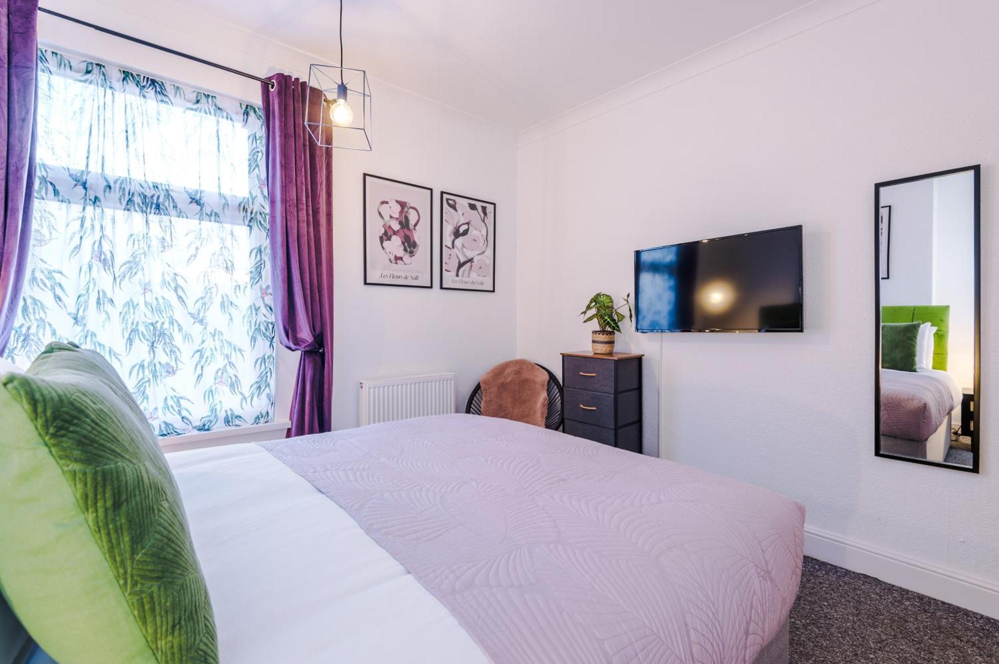 Foxton House Stylish 3bed Retreat - Walk To Coventry's Delights Coventry