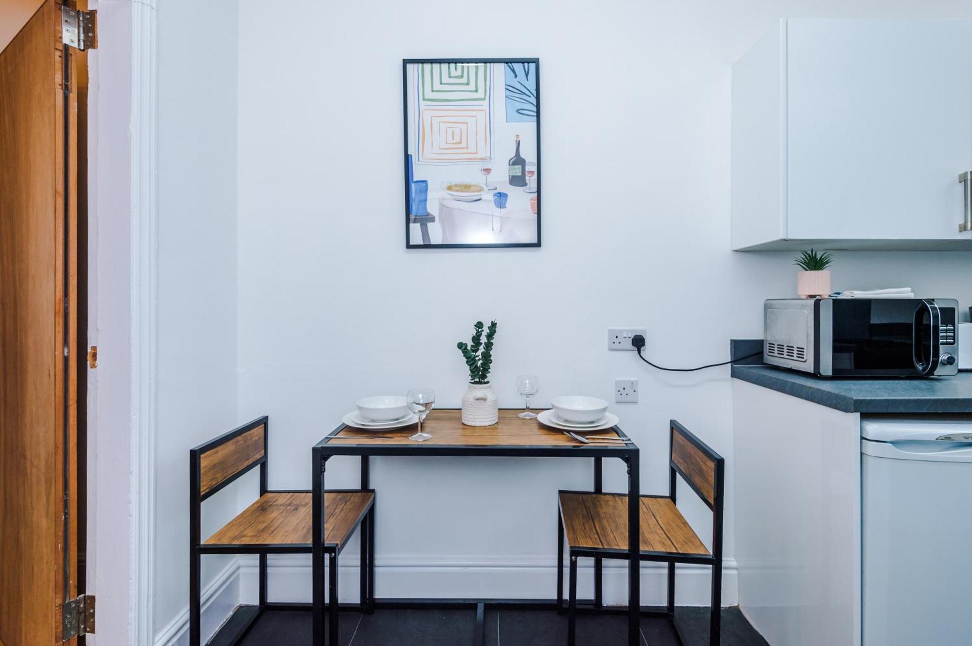 Casa de férias Foxton House Stylish 3bed Retreat - Walk To Coventry's Delights