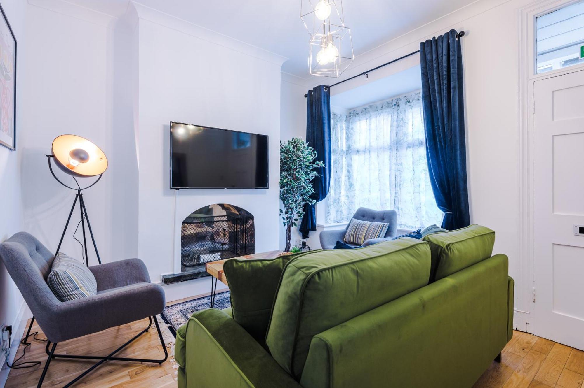 Foxton House Stylish 3bed Retreat - Walk To Coventry's Delights Casa de férias Coventry
