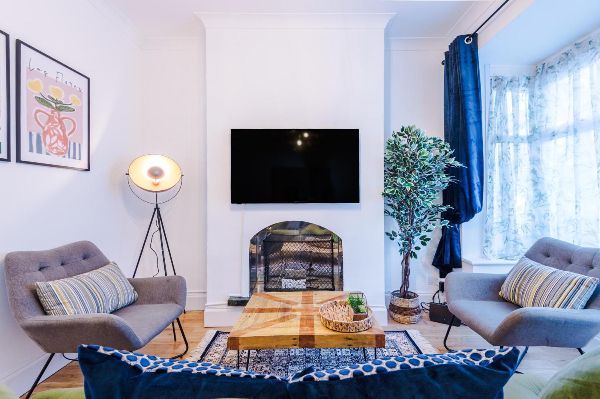Foxton House Stylish 3bed Retreat - Walk To Coventry's Delights Casa de férias Coventry
