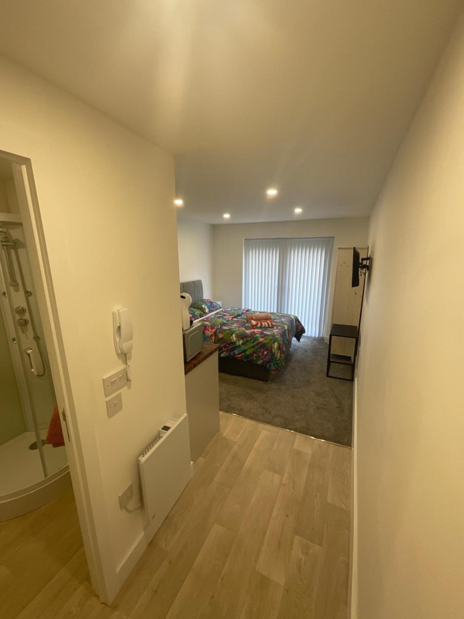 Hotel cápsula Selborne Off Road Gated Parking Coventry