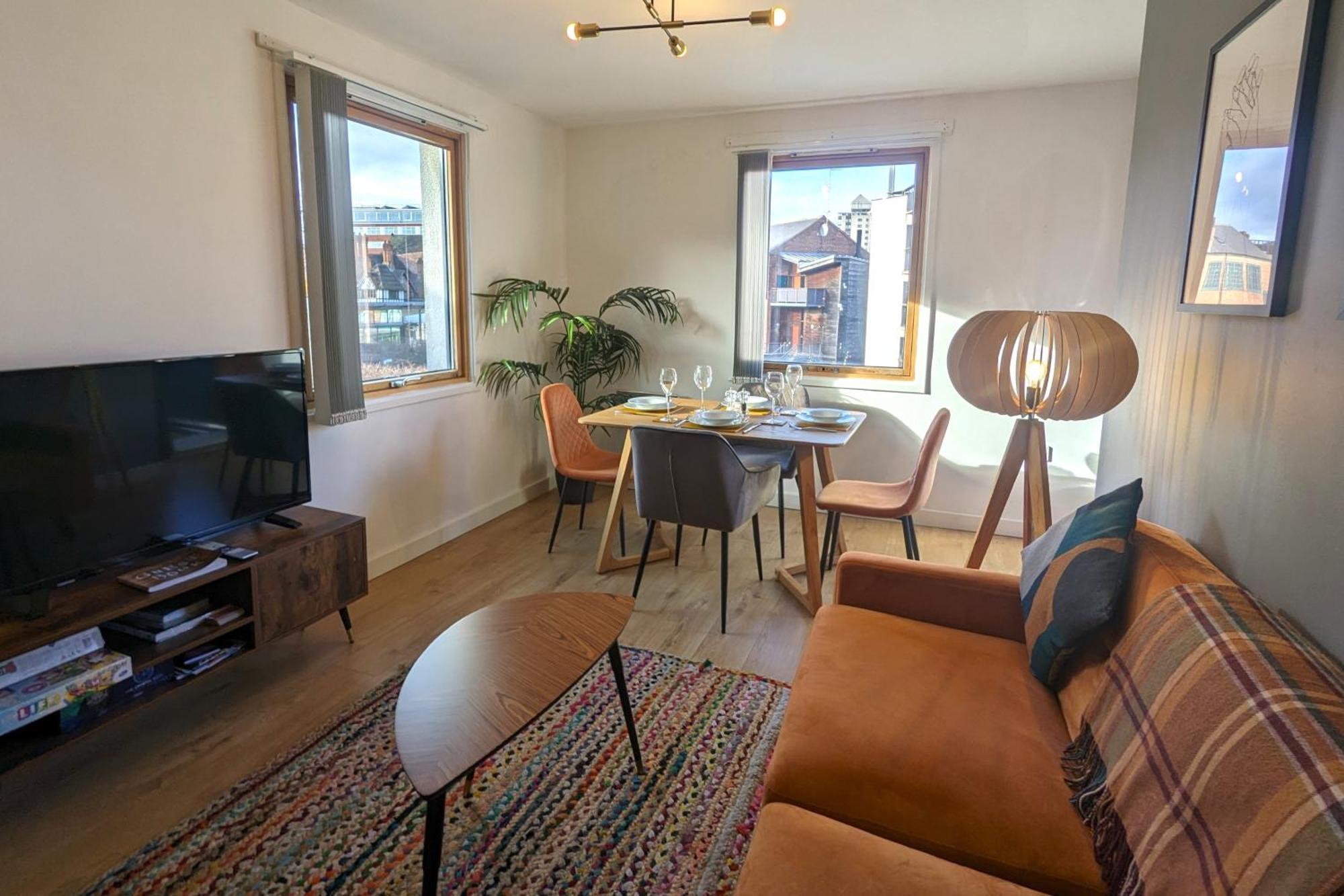 Stunning Modern Centre * Coventry