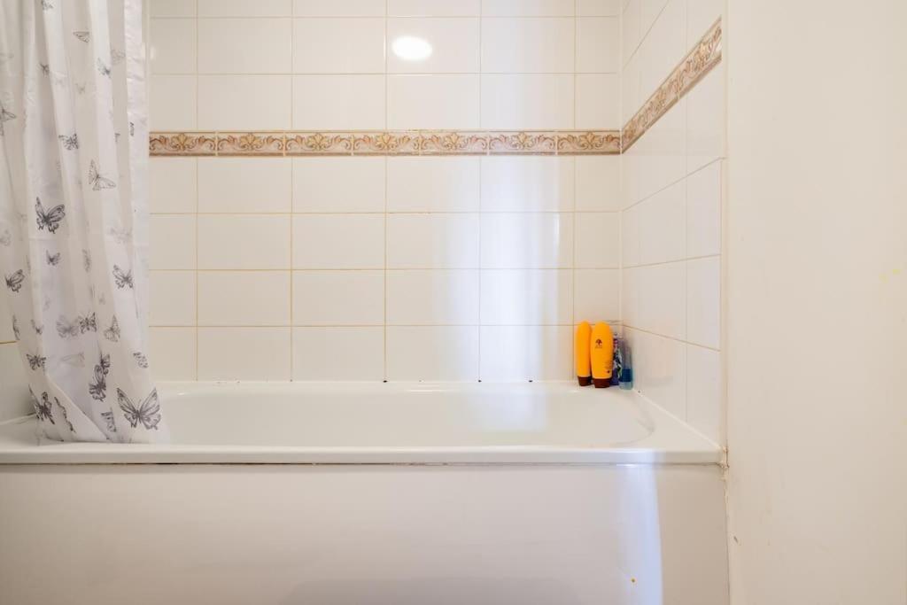 Grenadier House Apartamento Coventry