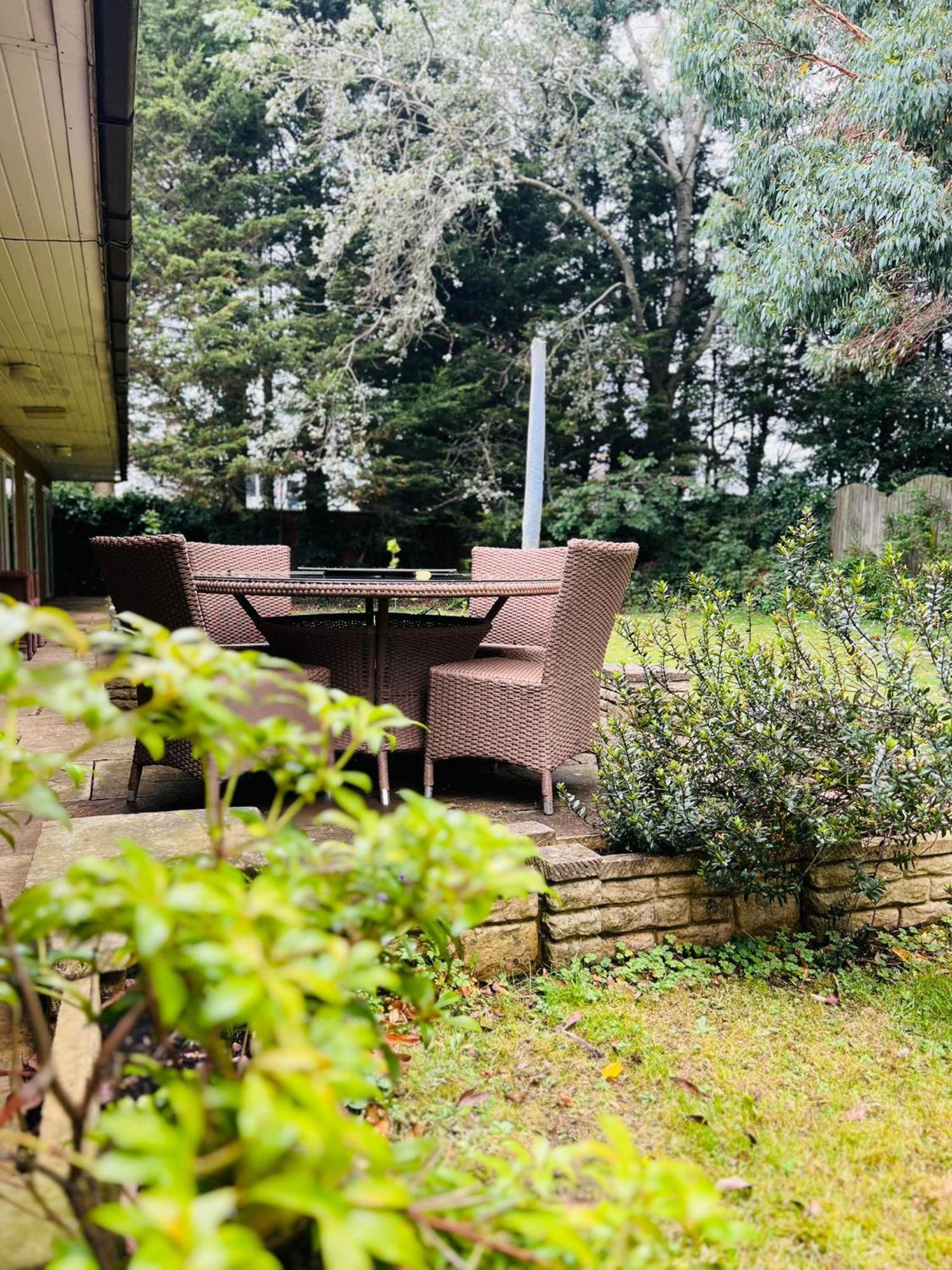Selborne Off Road Gated Parking Hotel cápsula Coventry