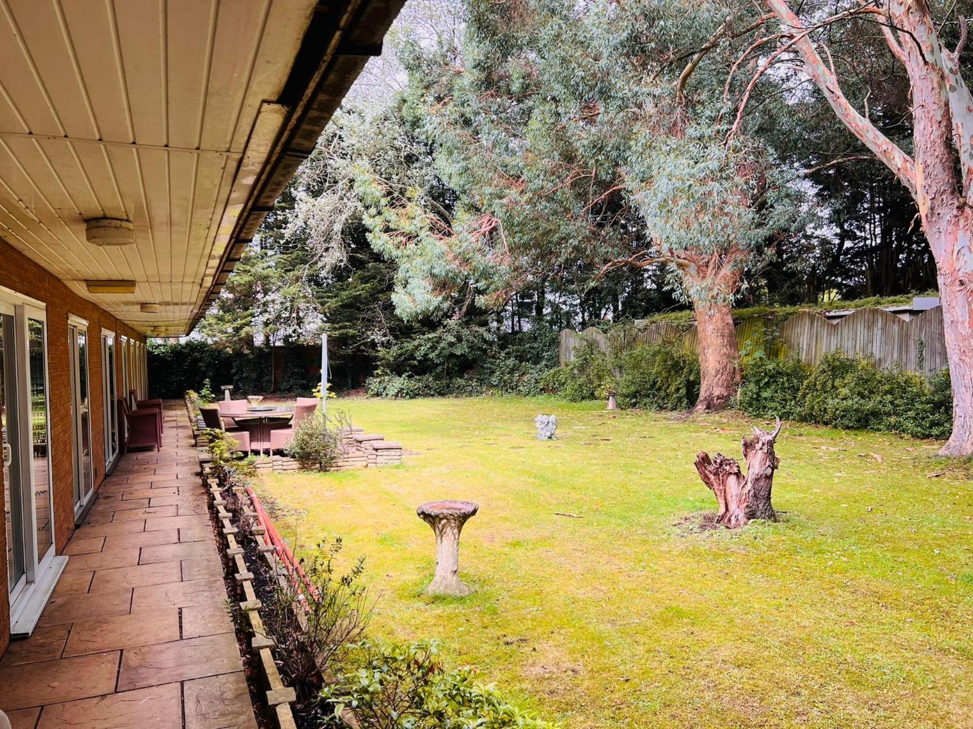 Selborne Off Road Gated Parking * Coventry