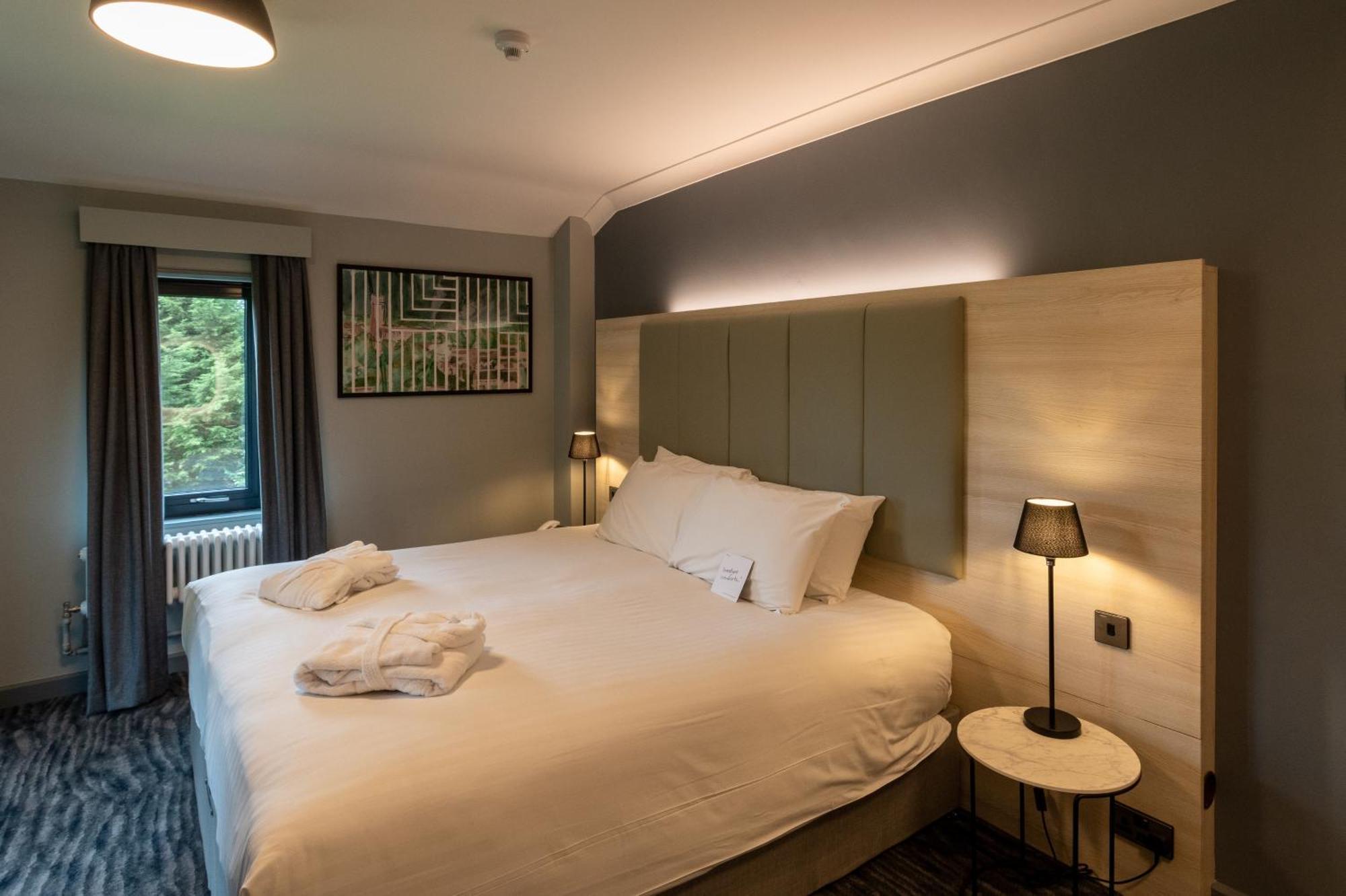 Warwick Conferences - Scarman 4*
