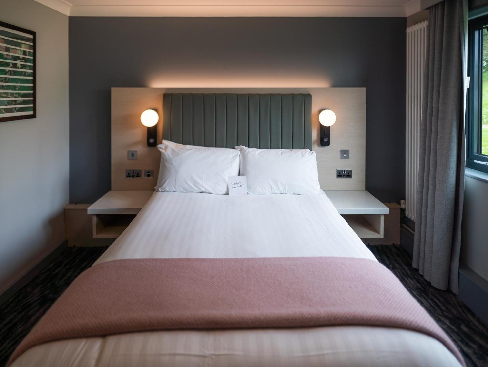 Warwick Conferences - Scarman Hotel 4*