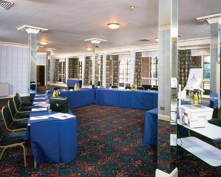 Hotel Royal Court &