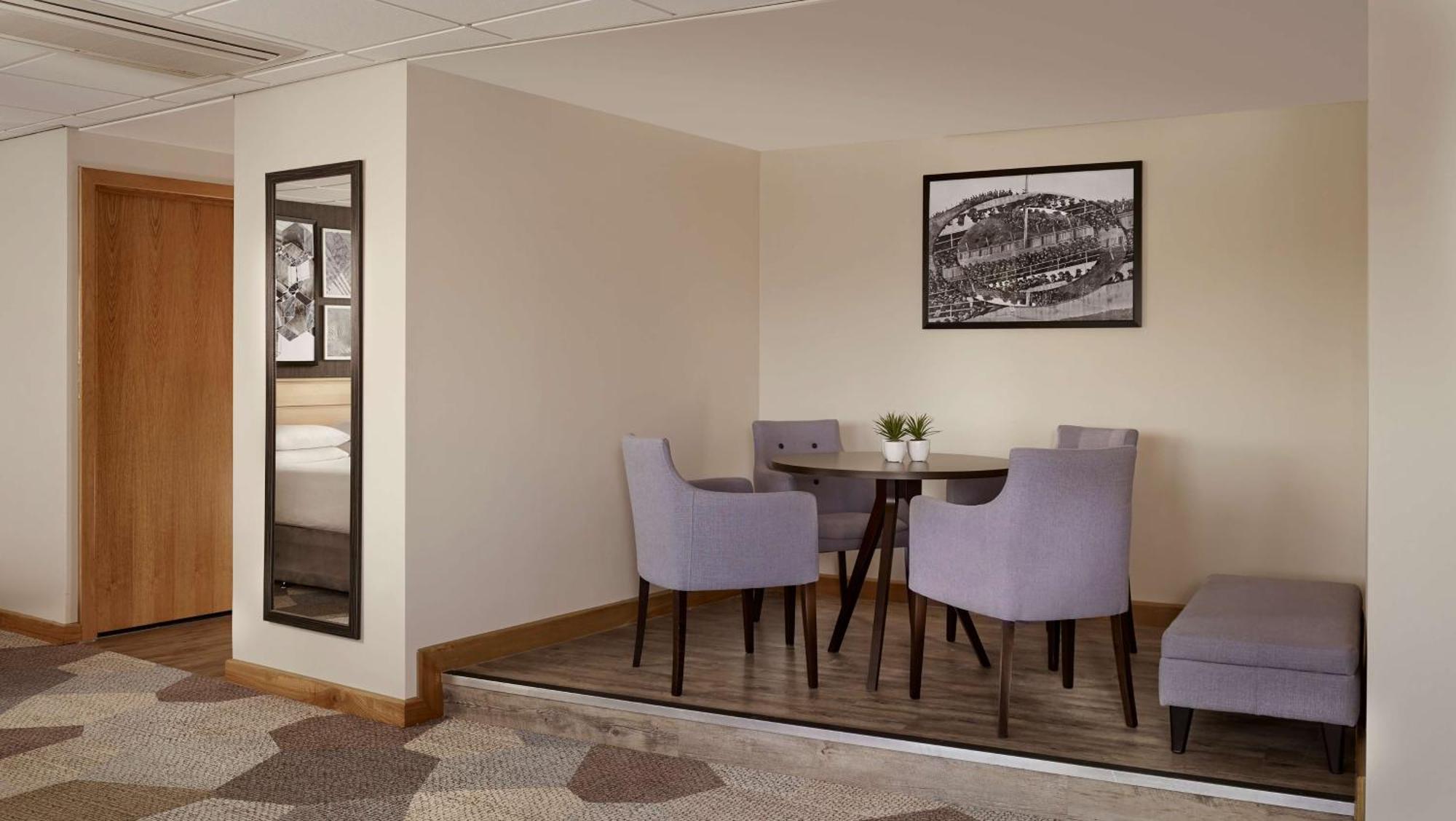Hotel Doubletree By Hilton Building Society Arena 4*