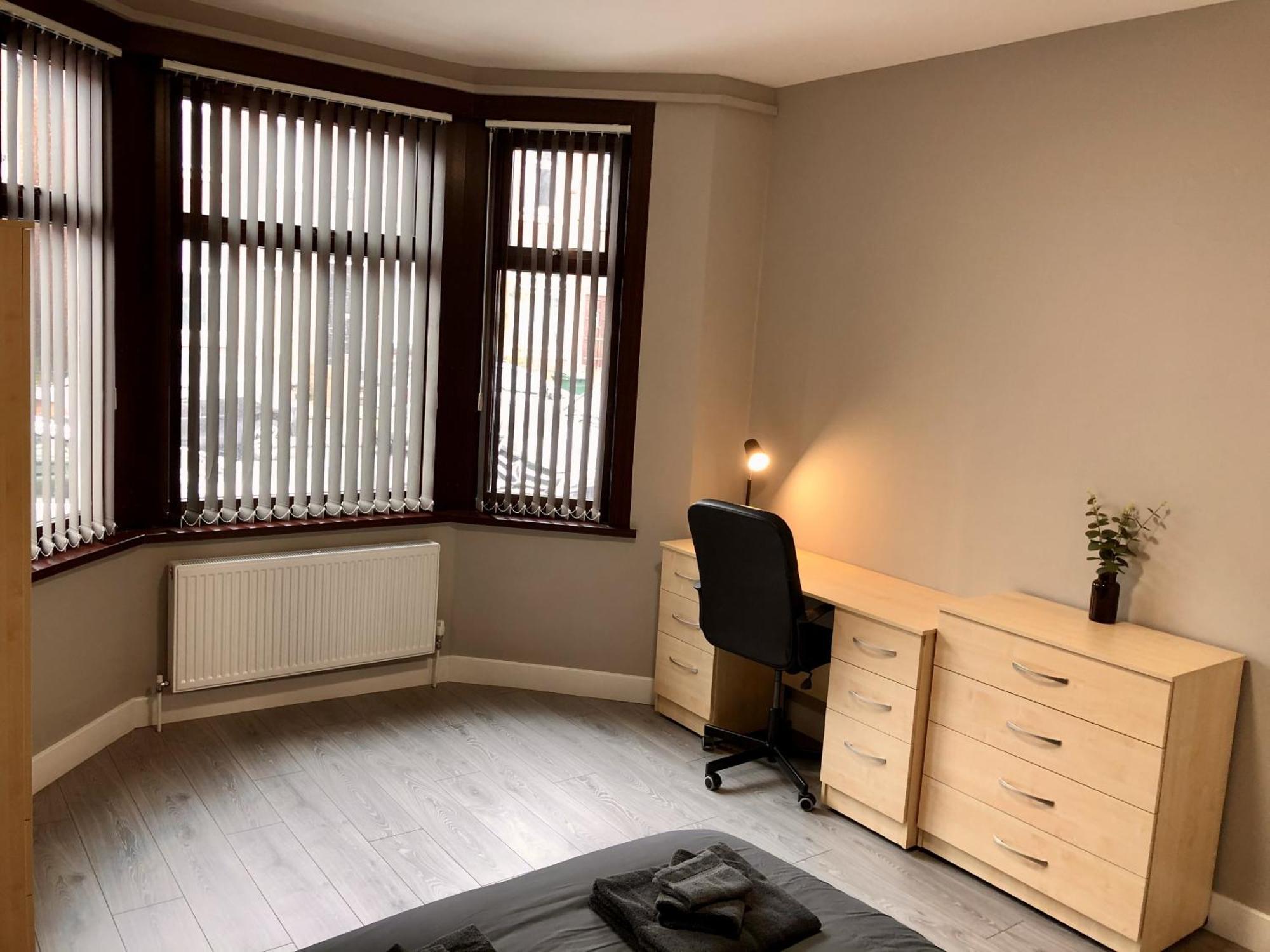 Casa de férias Executive Or Large Family 5-bed House - Hosted By Hutch Lifestyle Coventry