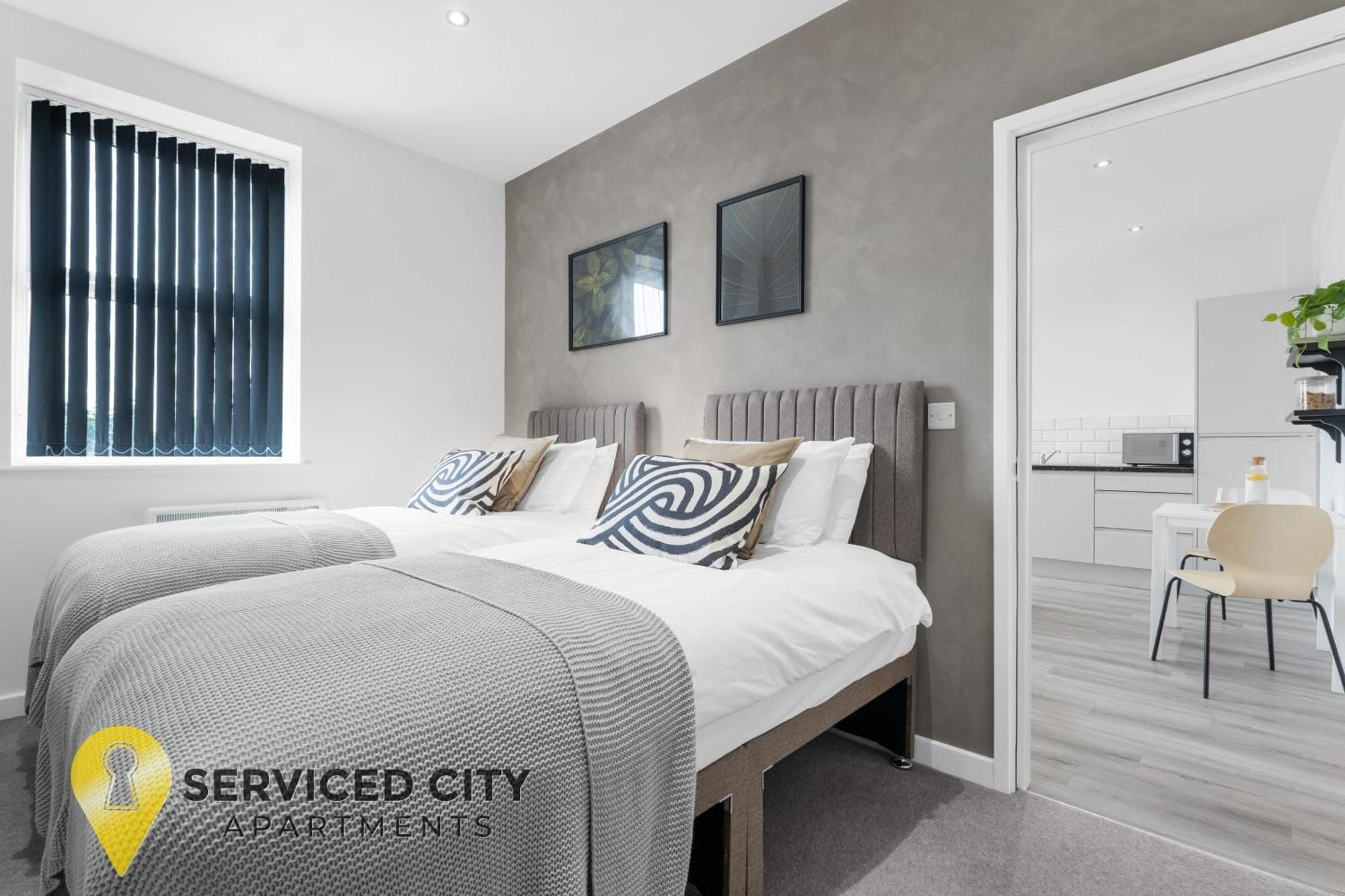 Sca- Arden 7 Twin Bedroom Free Parking Coventry