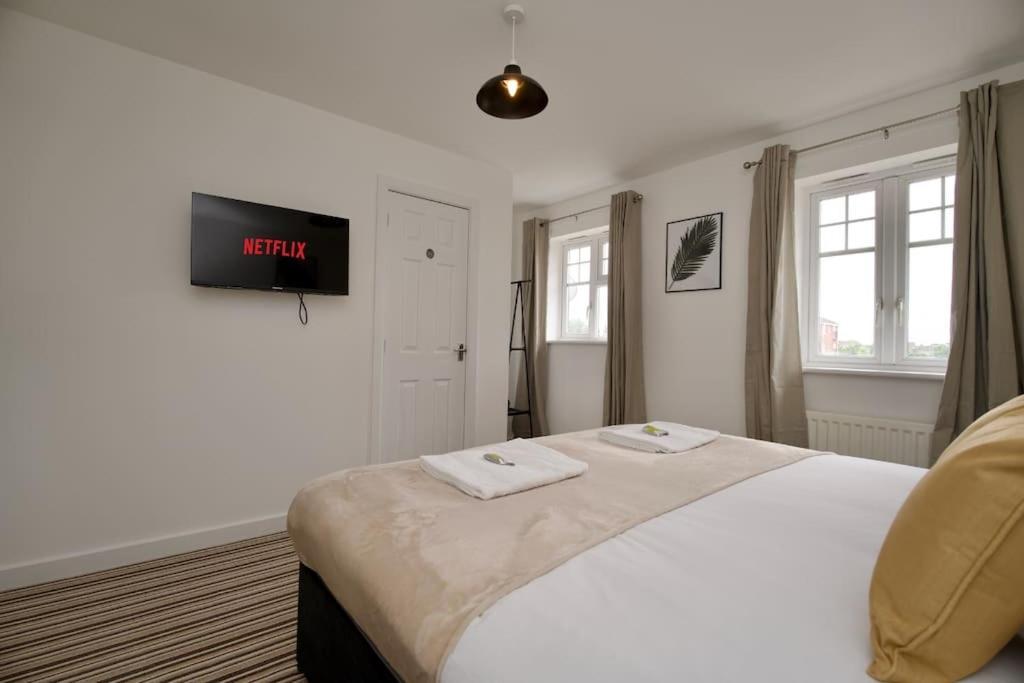 Holiday home 2bed Haven - Coventry's Hidden Gem With Free Parking, Sky Tv & Netflix Coventry