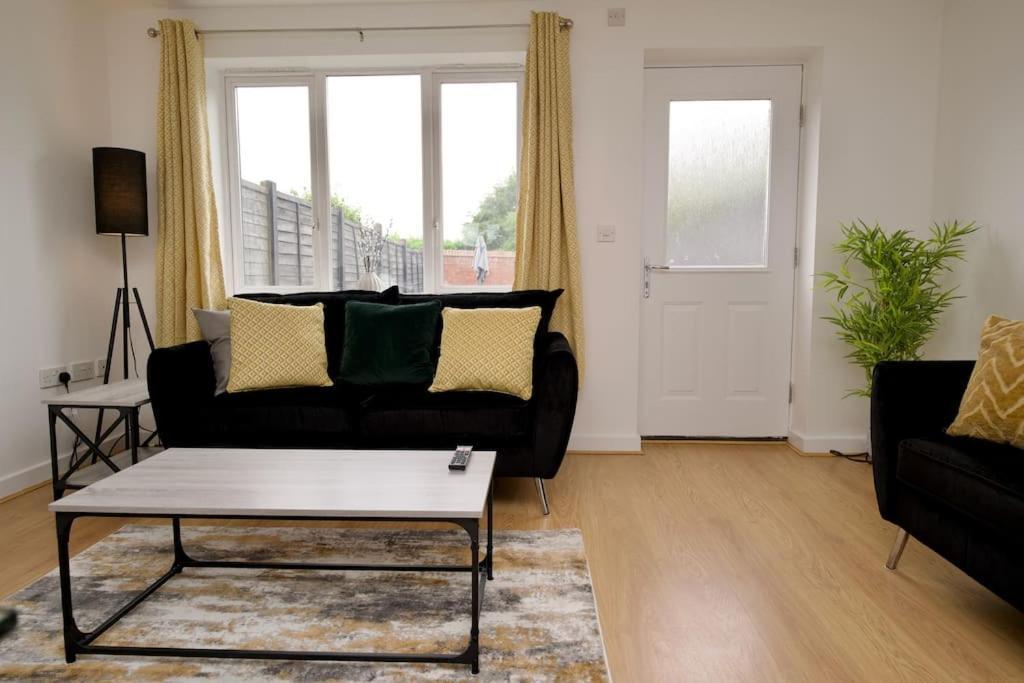2bed Haven - Coventry's Hidden Gem With Free Parking, Sky Tv & Netflix Coventry