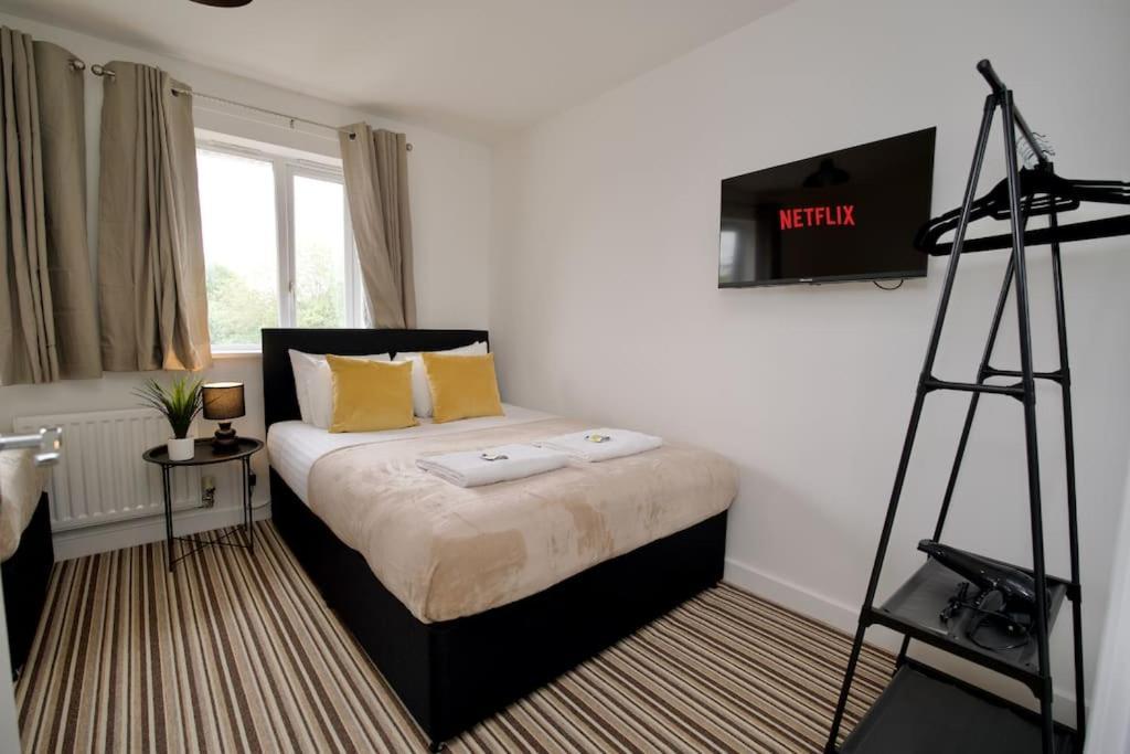 2bed Haven - Coventry's Hidden Gem With Free Parking, Sky Tv & Netflix * Coventry