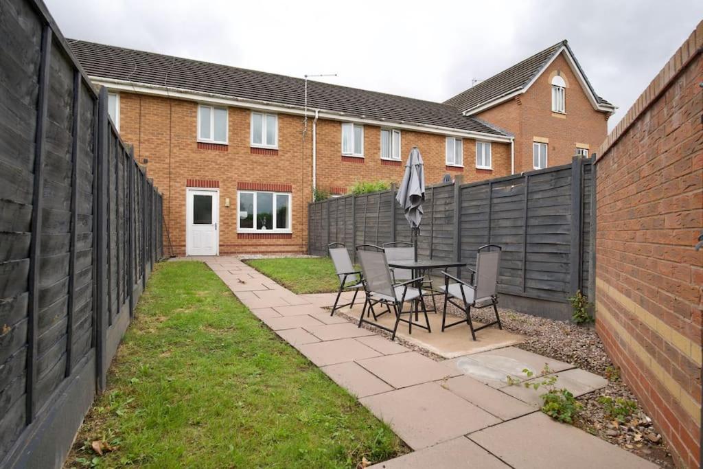 Holiday home 2bed Haven - Coventry's Hidden Gem With Free Parking, Sky Tv & Netflix Coventry