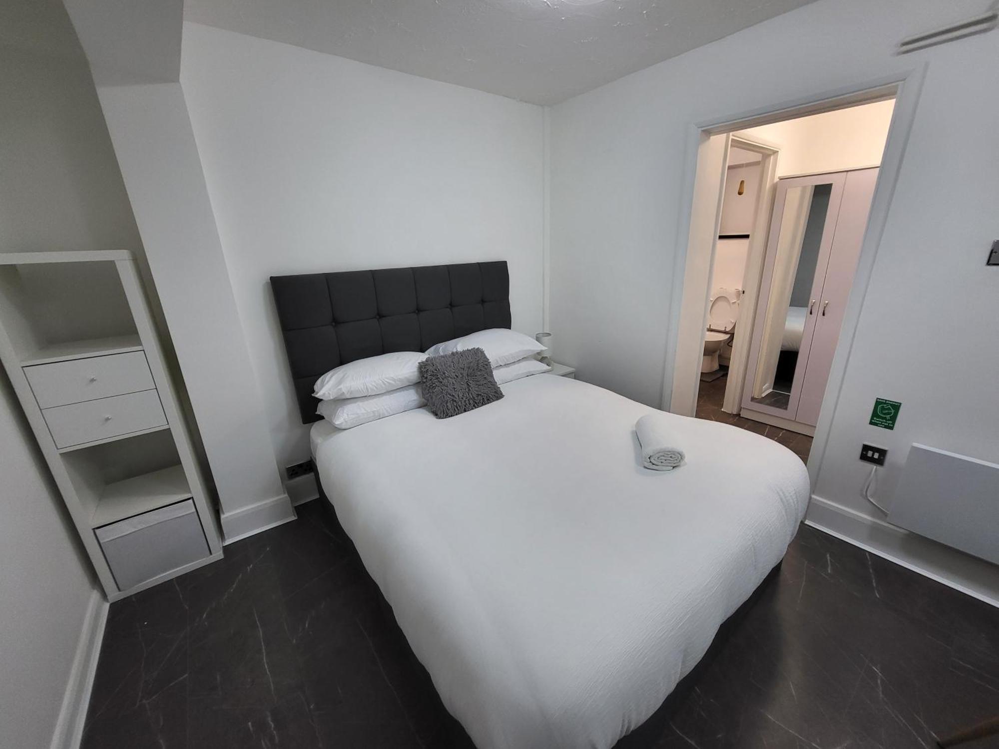 Blackhorse Long Term Guest house Coventry