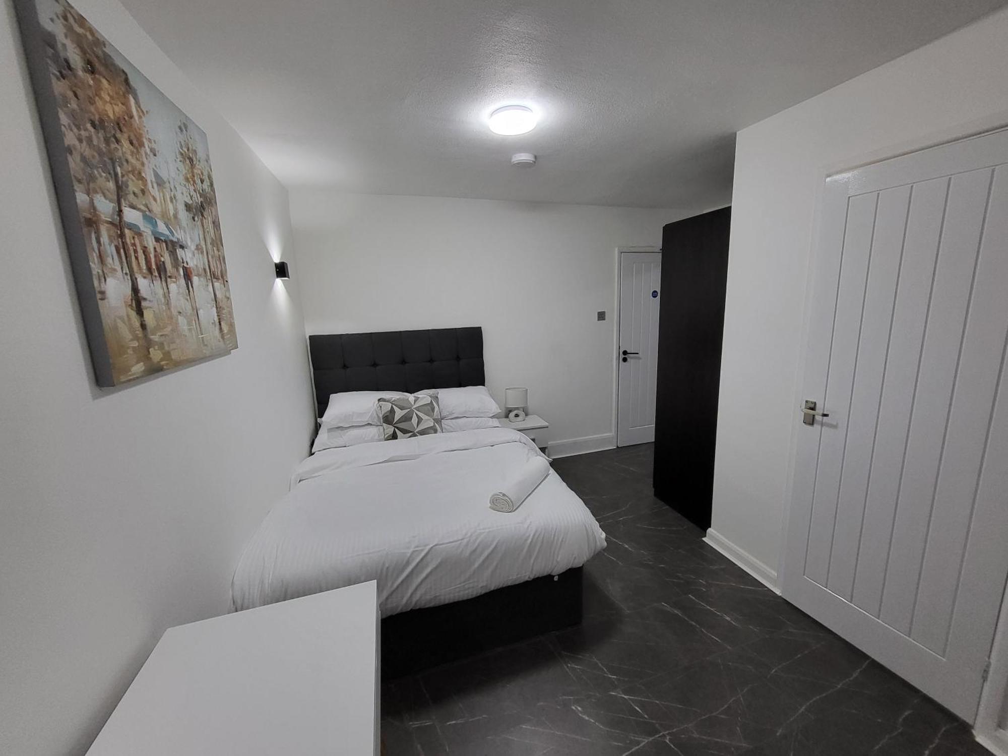 Guest house Blackhorse Long Term Coventry