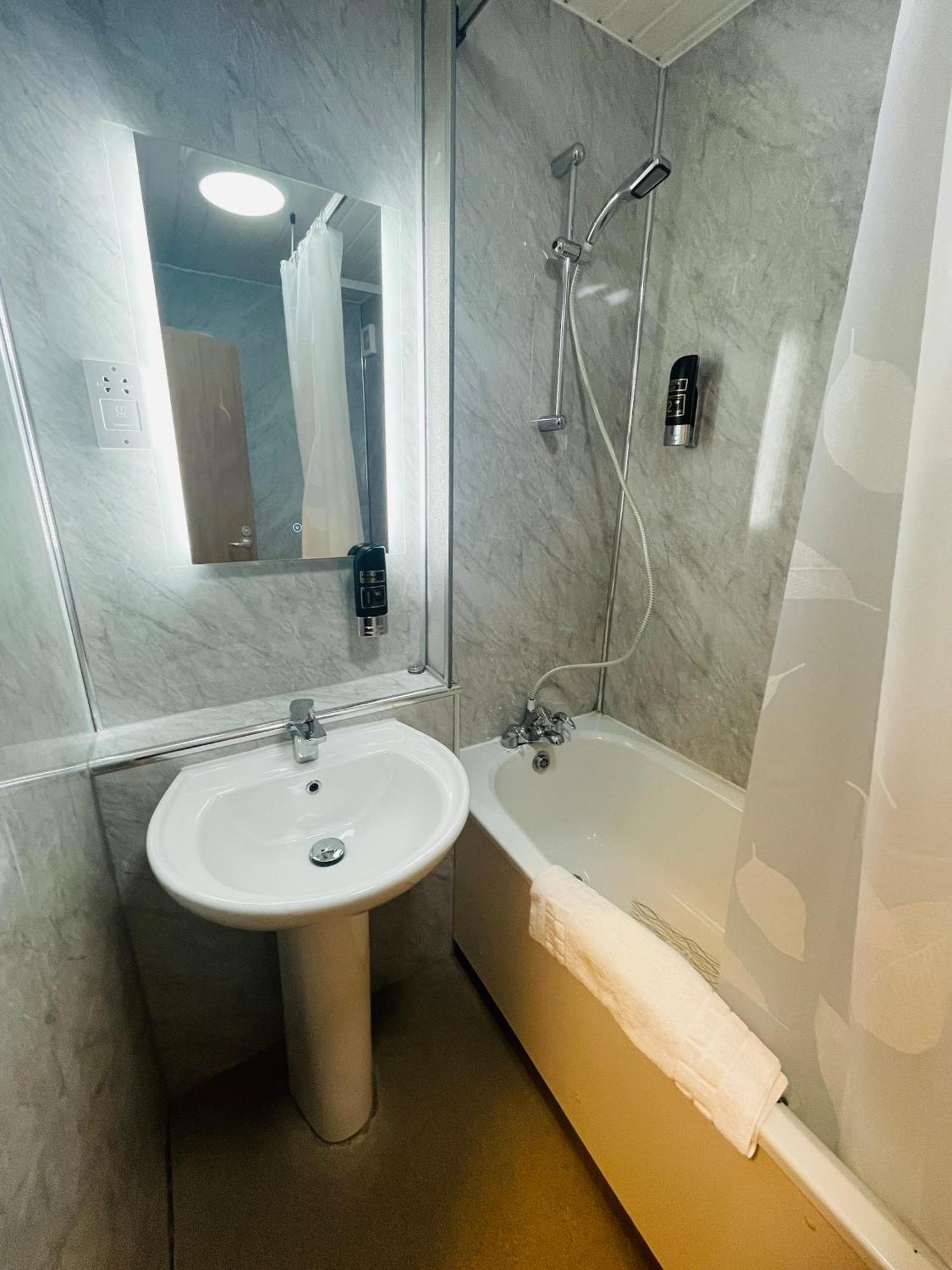 Hotel Hylands 2*