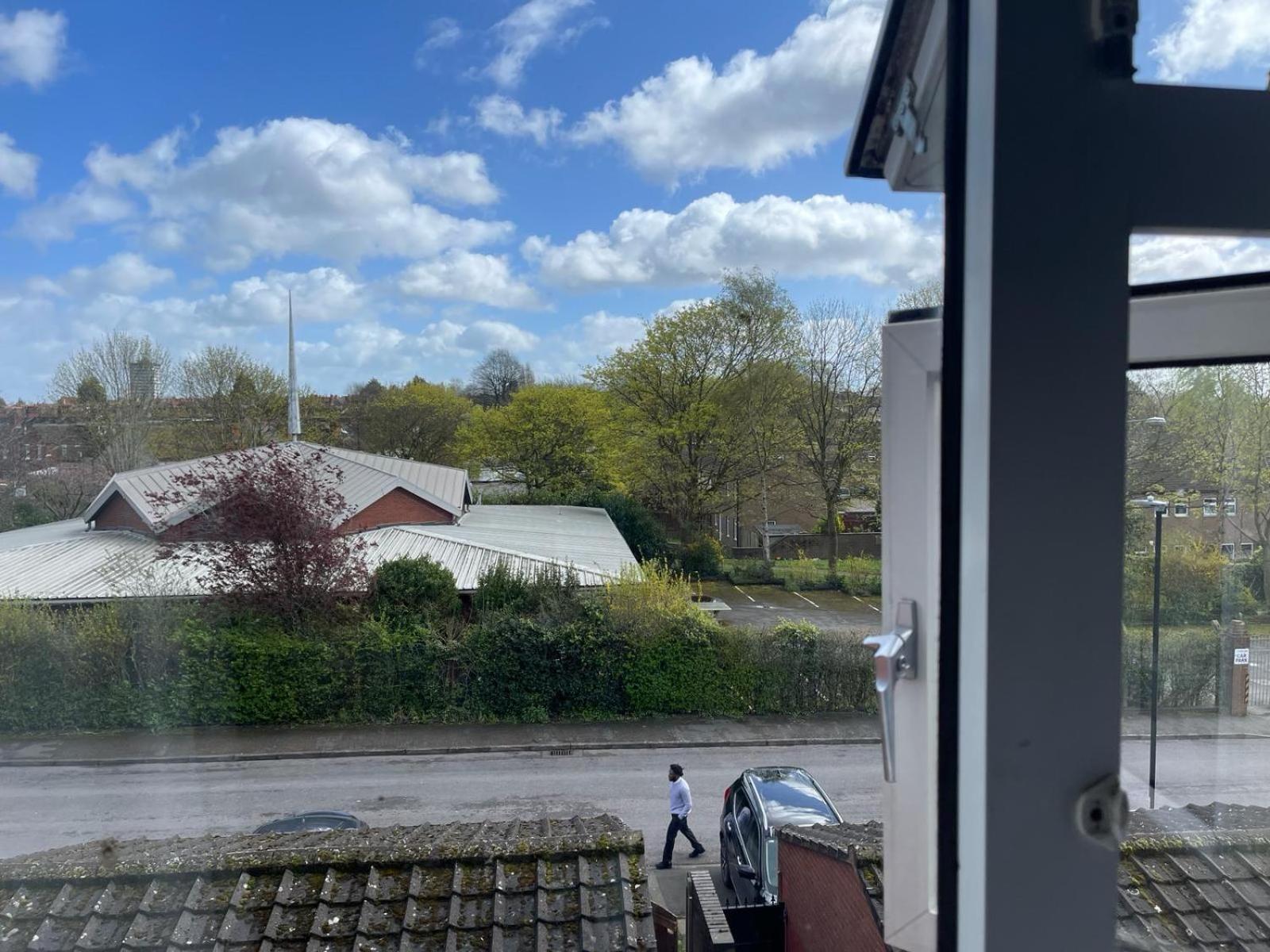 Homestays-close To And I Free Parking I Wi-fi * Coventry