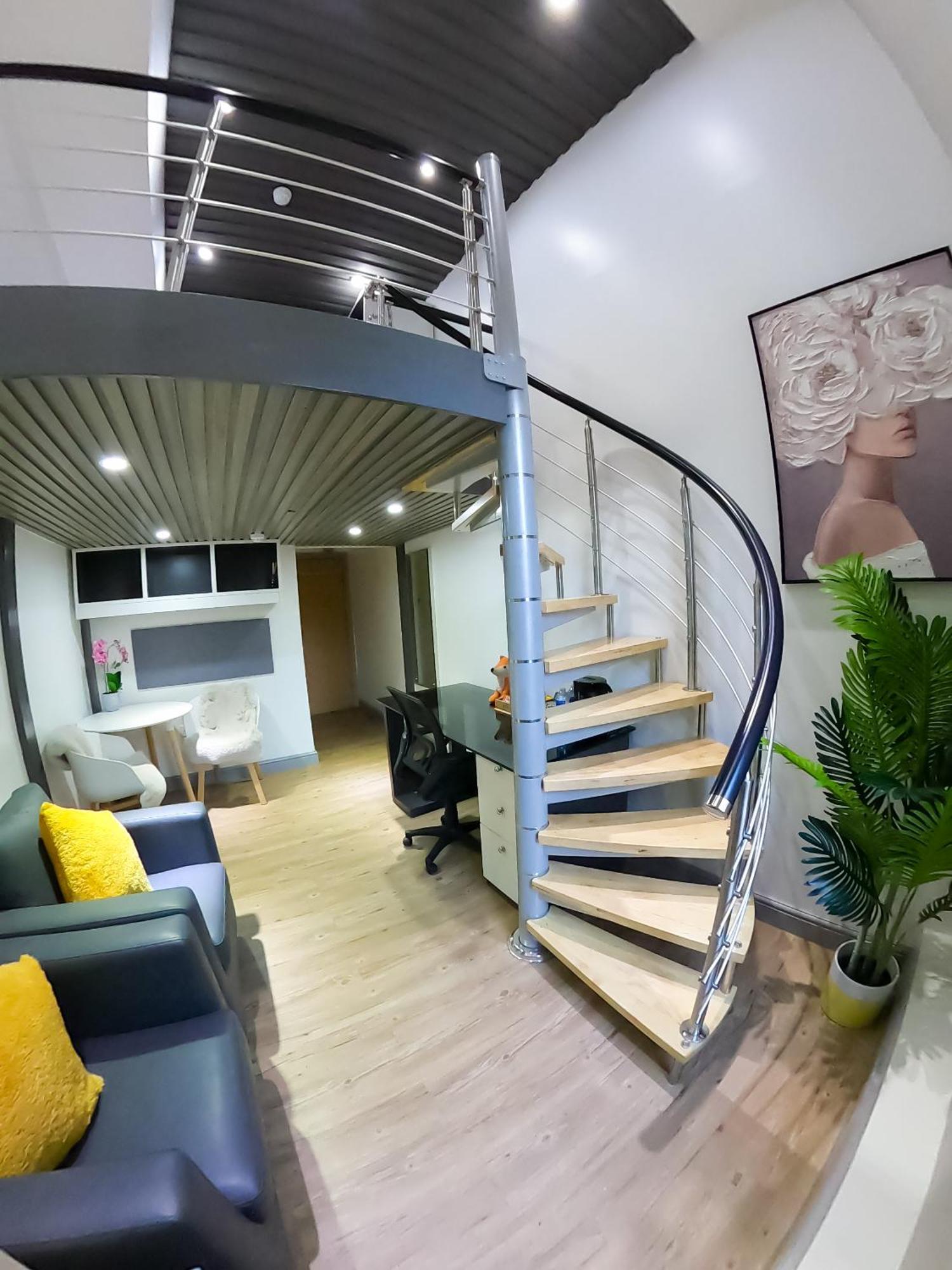 E103 Loft Retreat *