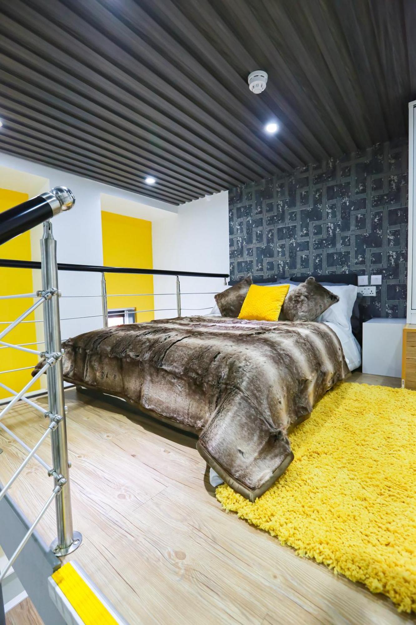 E101 Urban Chic Loft Coventry