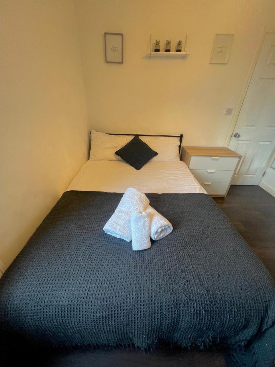 Homestay Deluxe Ensuite Double With Ensuite *