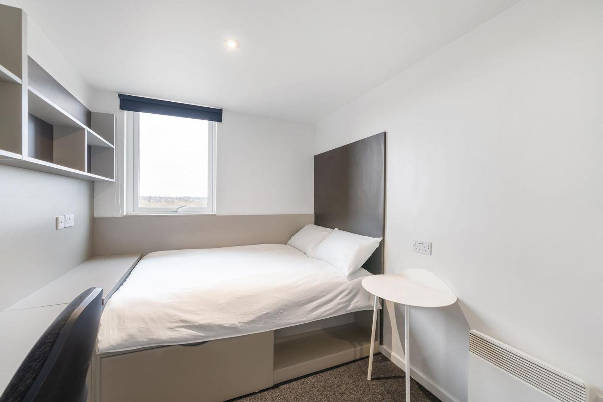 Private Bedrooms With Shared Kitchen And Living Area At Canvas Point In Apartment