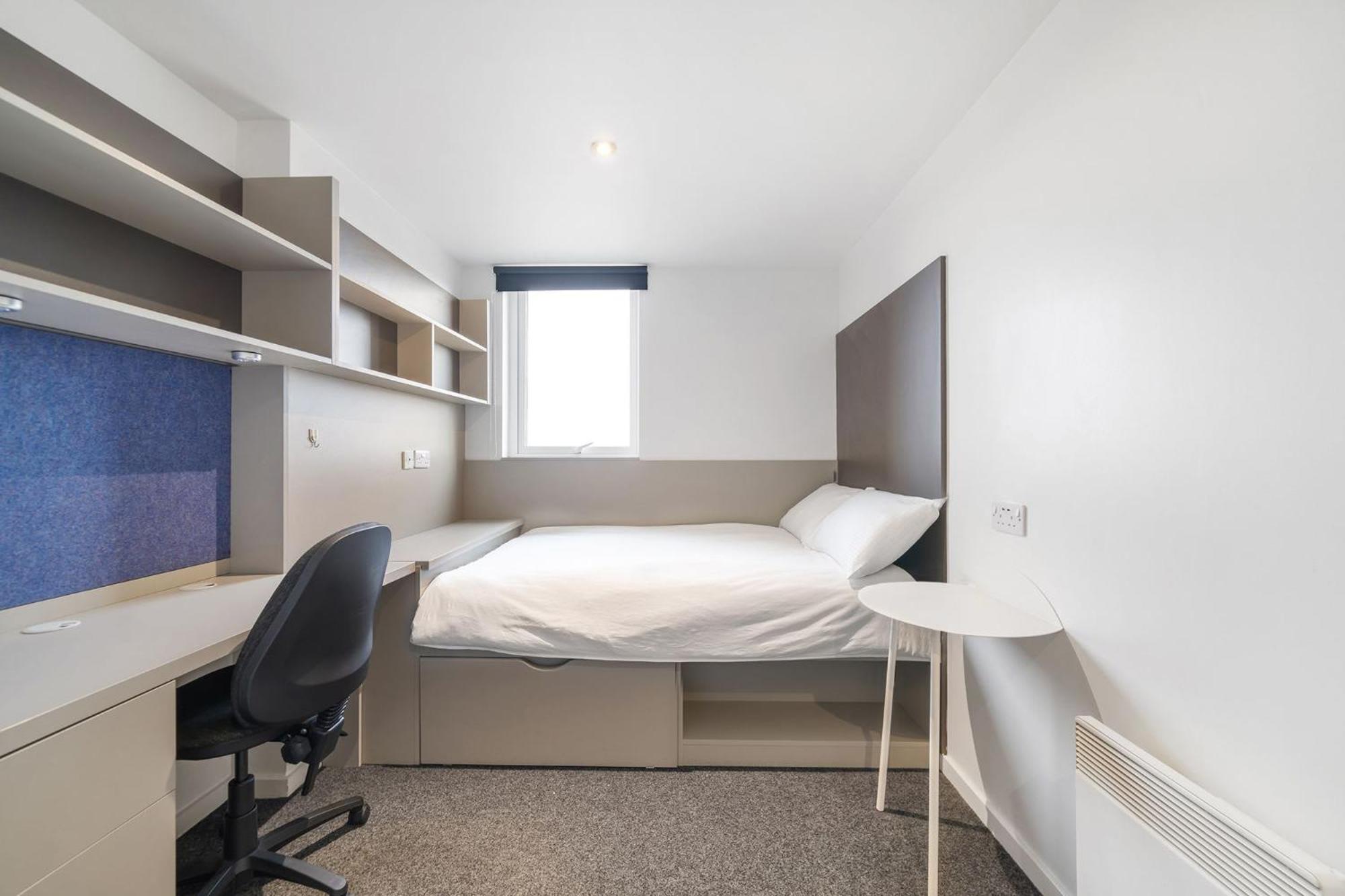 Private Bedrooms With Shared Kitchen And Living Area At Canvas Point In Apartment