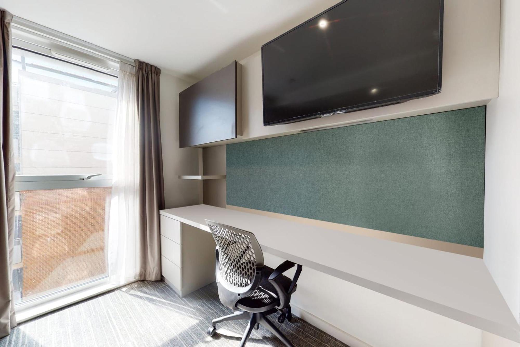 Private Bedrooms With Shared Kitchen And Living Area At Canvas Point In Apartment
