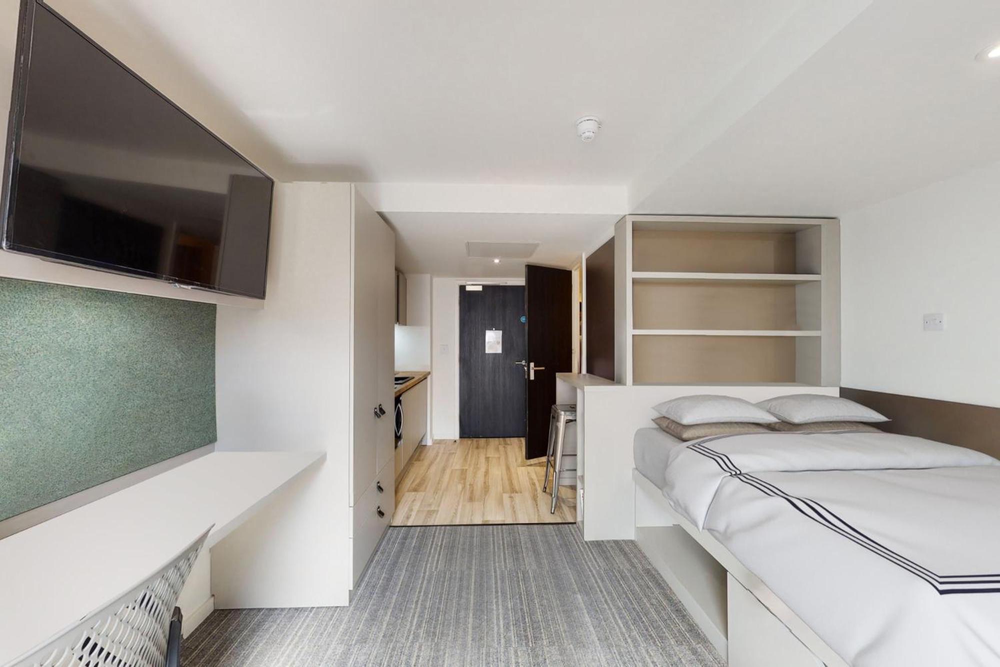 Apartment Private Bedrooms With Shared Kitchen And Living Area At Canvas Point In