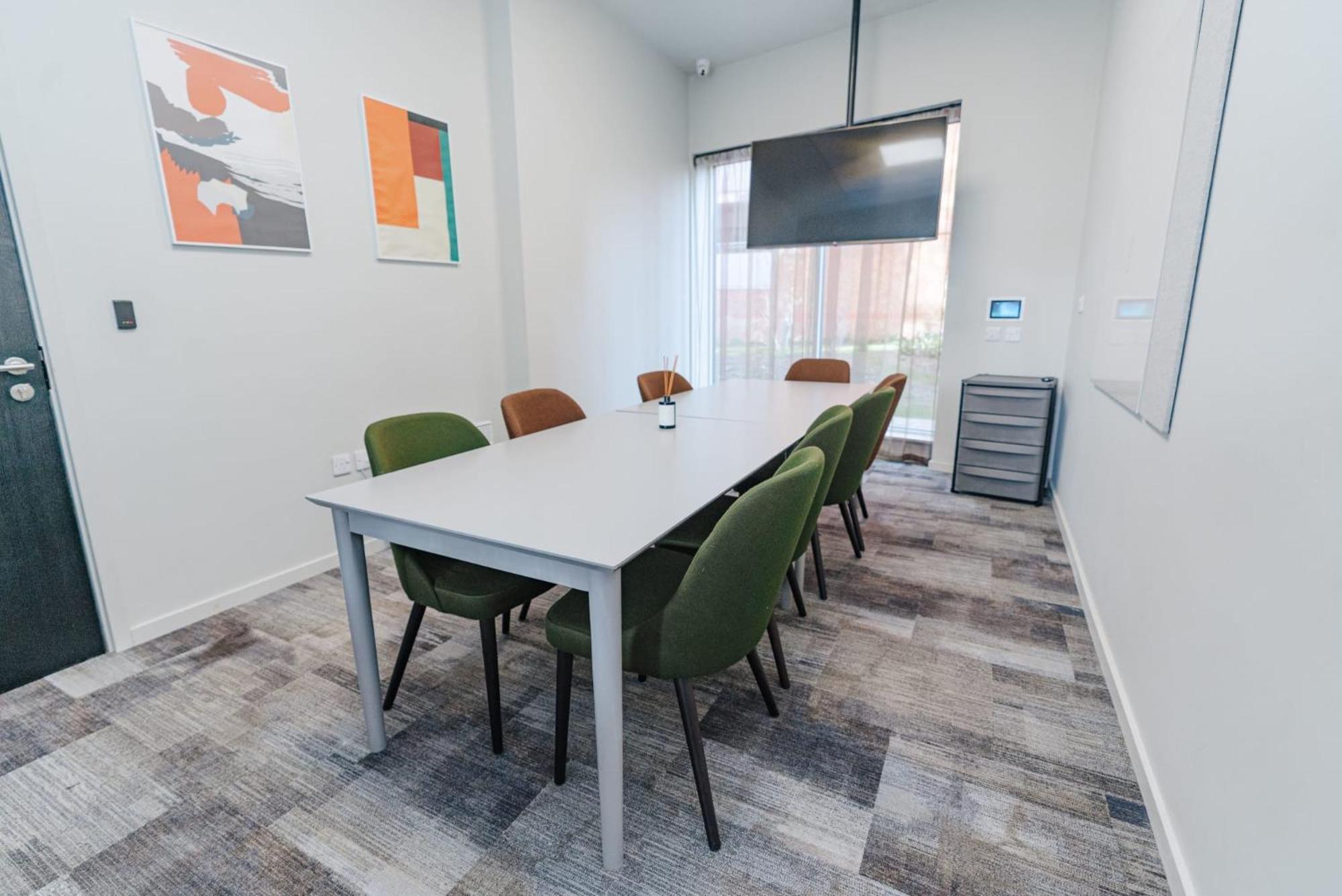 Private Bedrooms With Shared Kitchen And Living Area At Canvas Point In Apartment Coventry