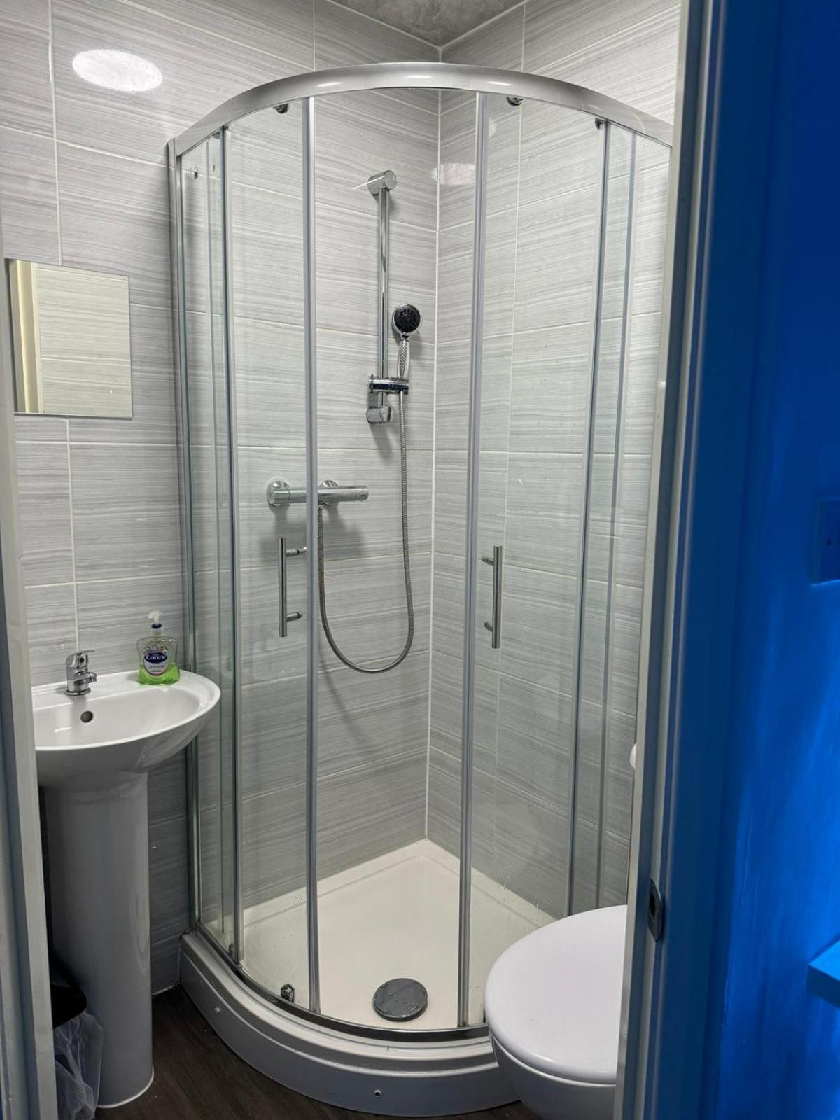 Deluxe Ensuite Double With Ensuite * Coventry
