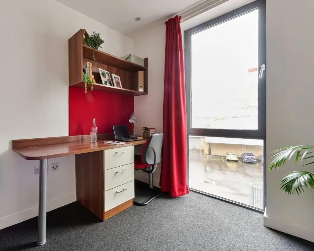 Central Zeni Ensuite Inn