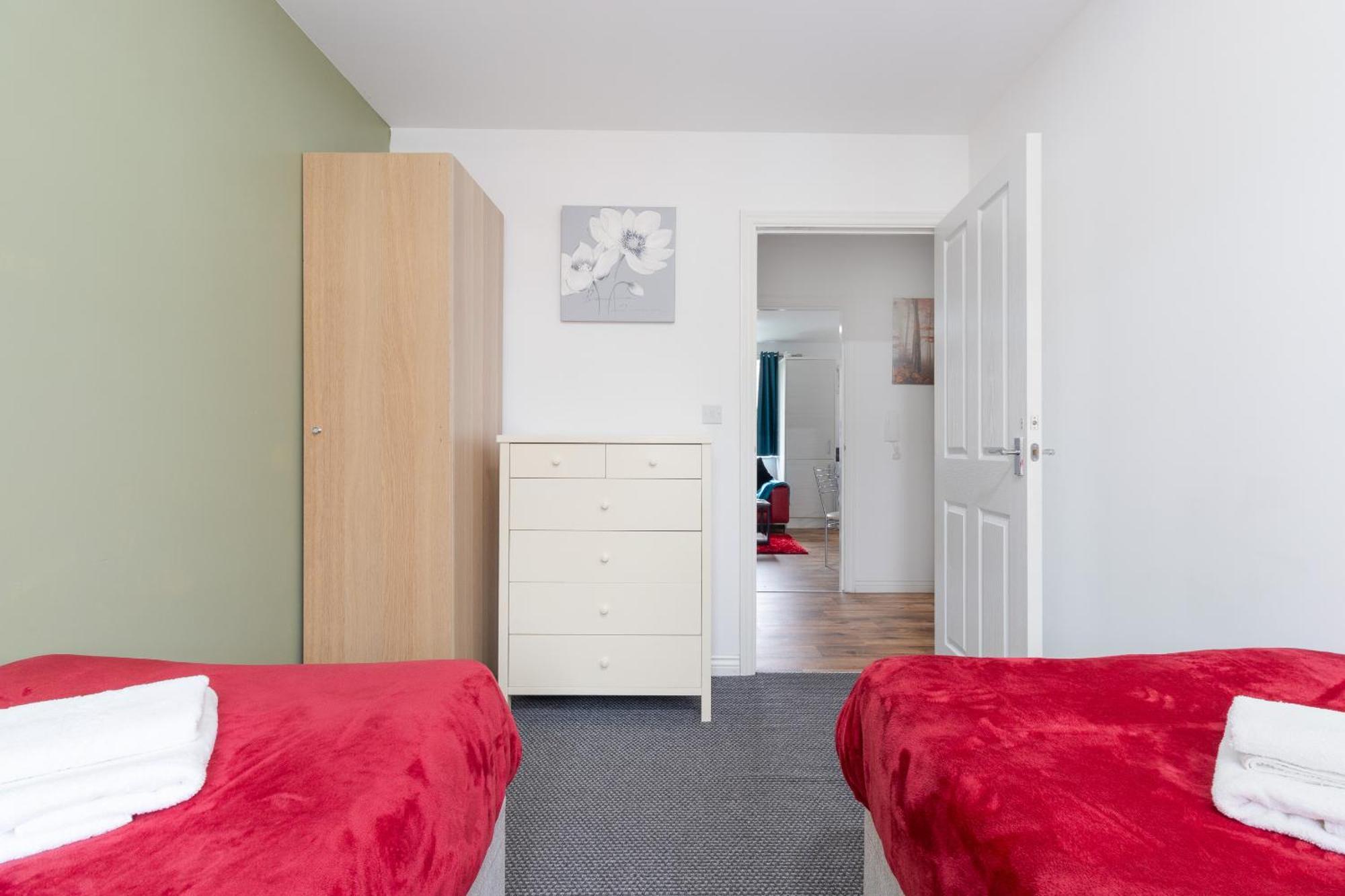 2-br Executive En-suite By Mbiz * Coventry