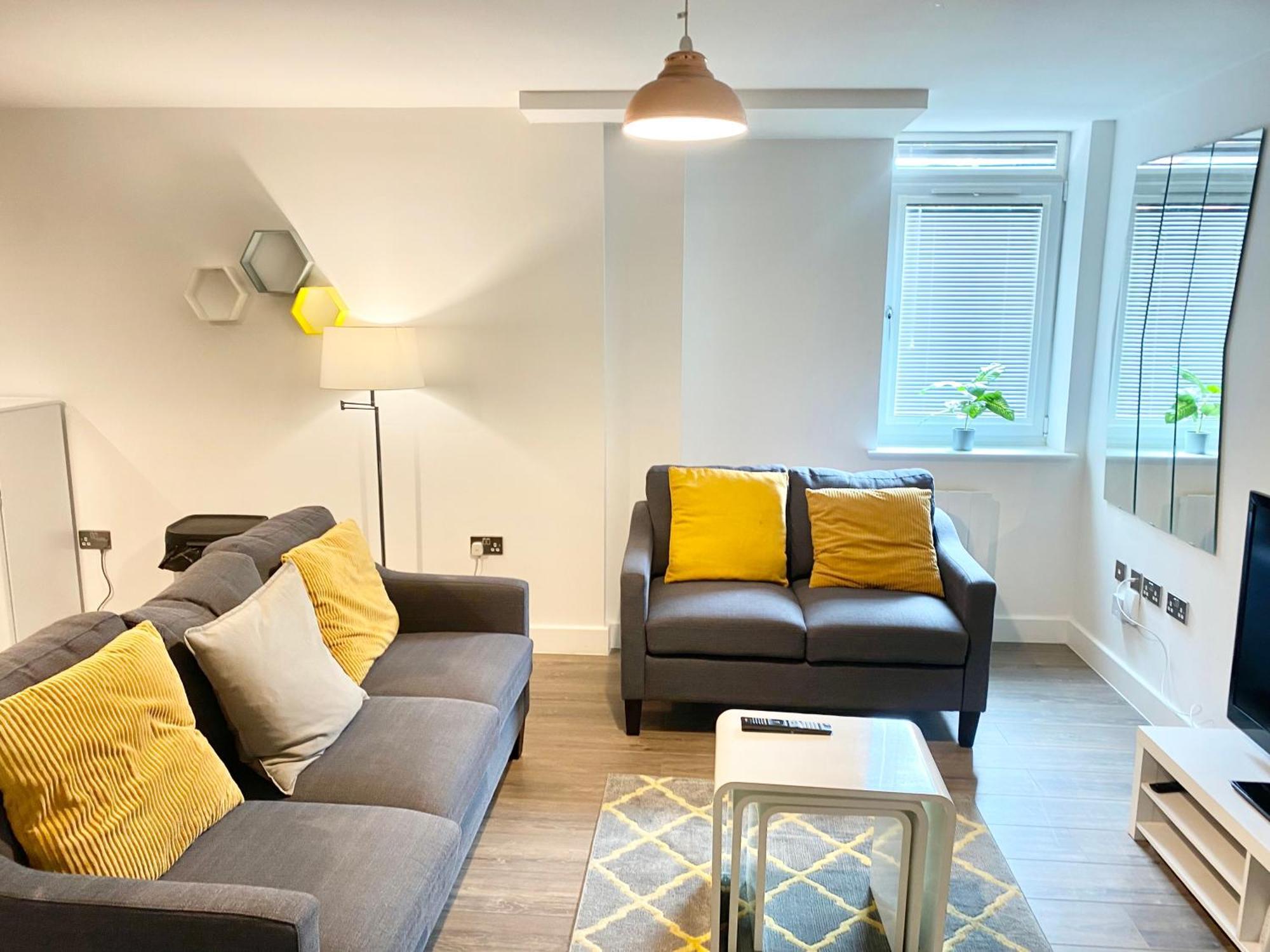 Queens House Apartment Coventry