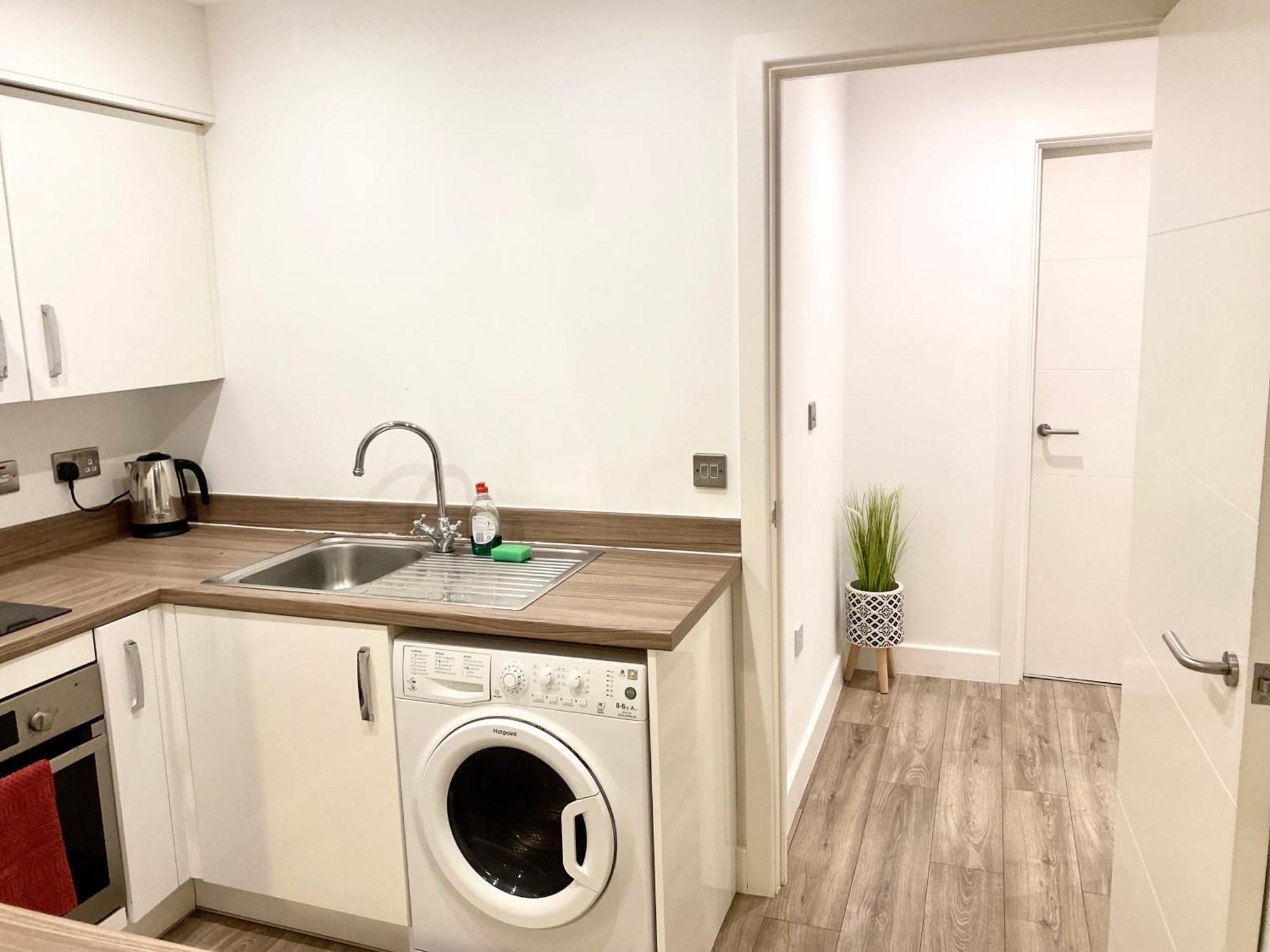 Queens House Apartment Coventry