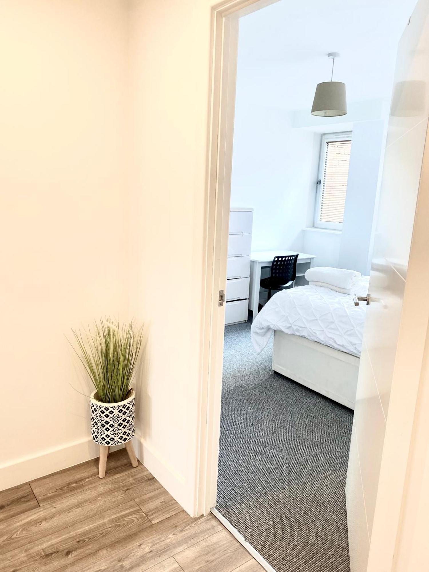Apartment Queens House Coventry