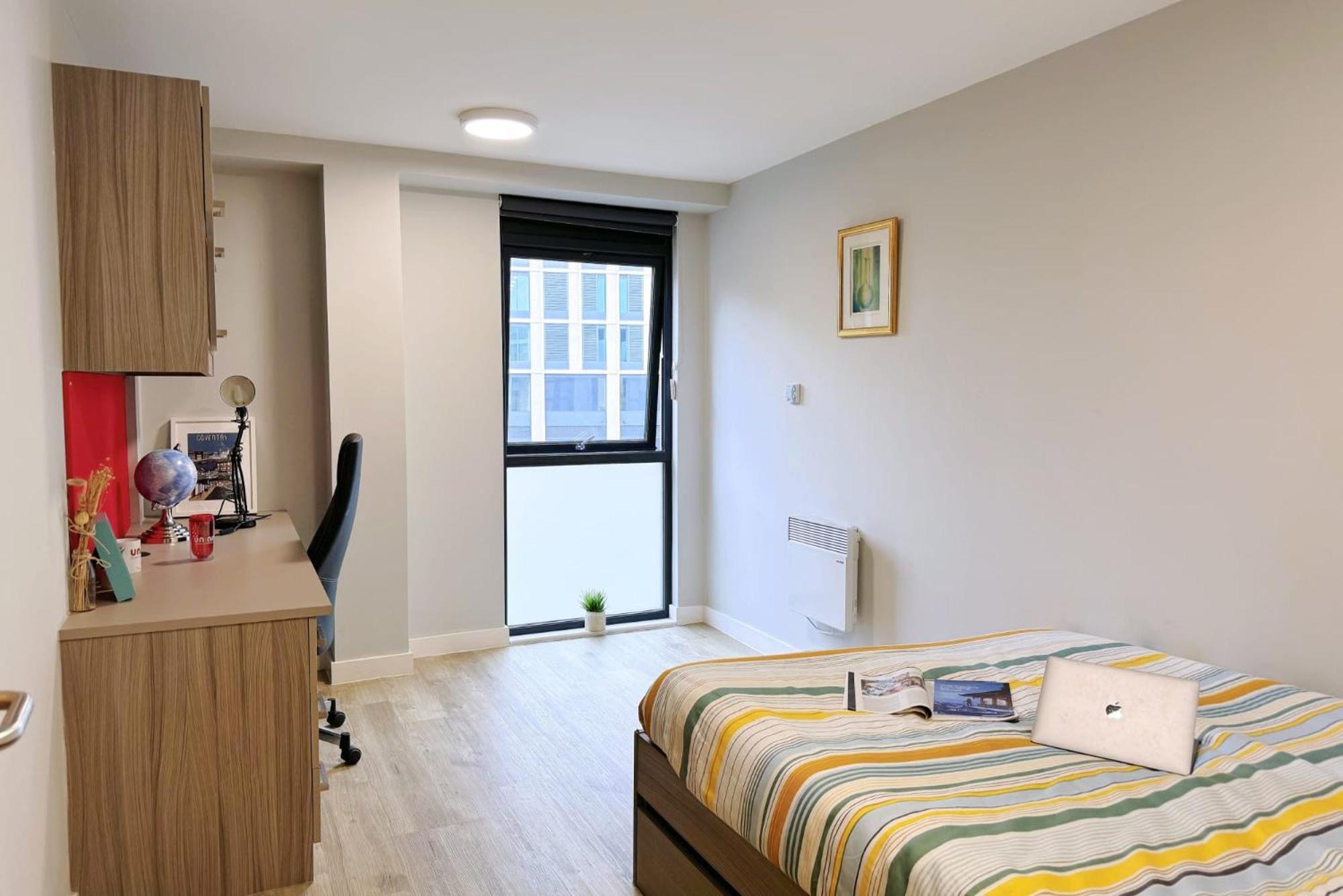 Bright And Modern And At Manor Park Court Apartment *