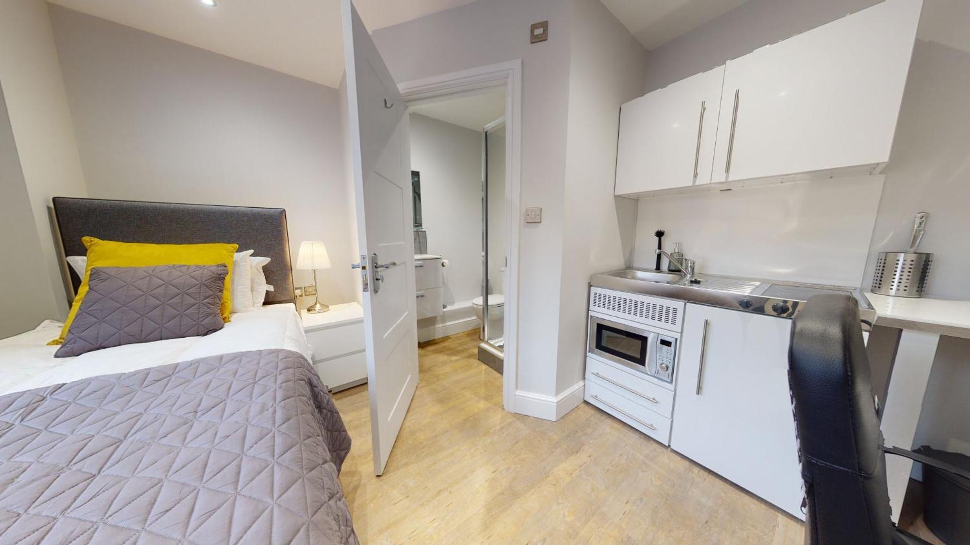 1 Castle Yard * Coventry
