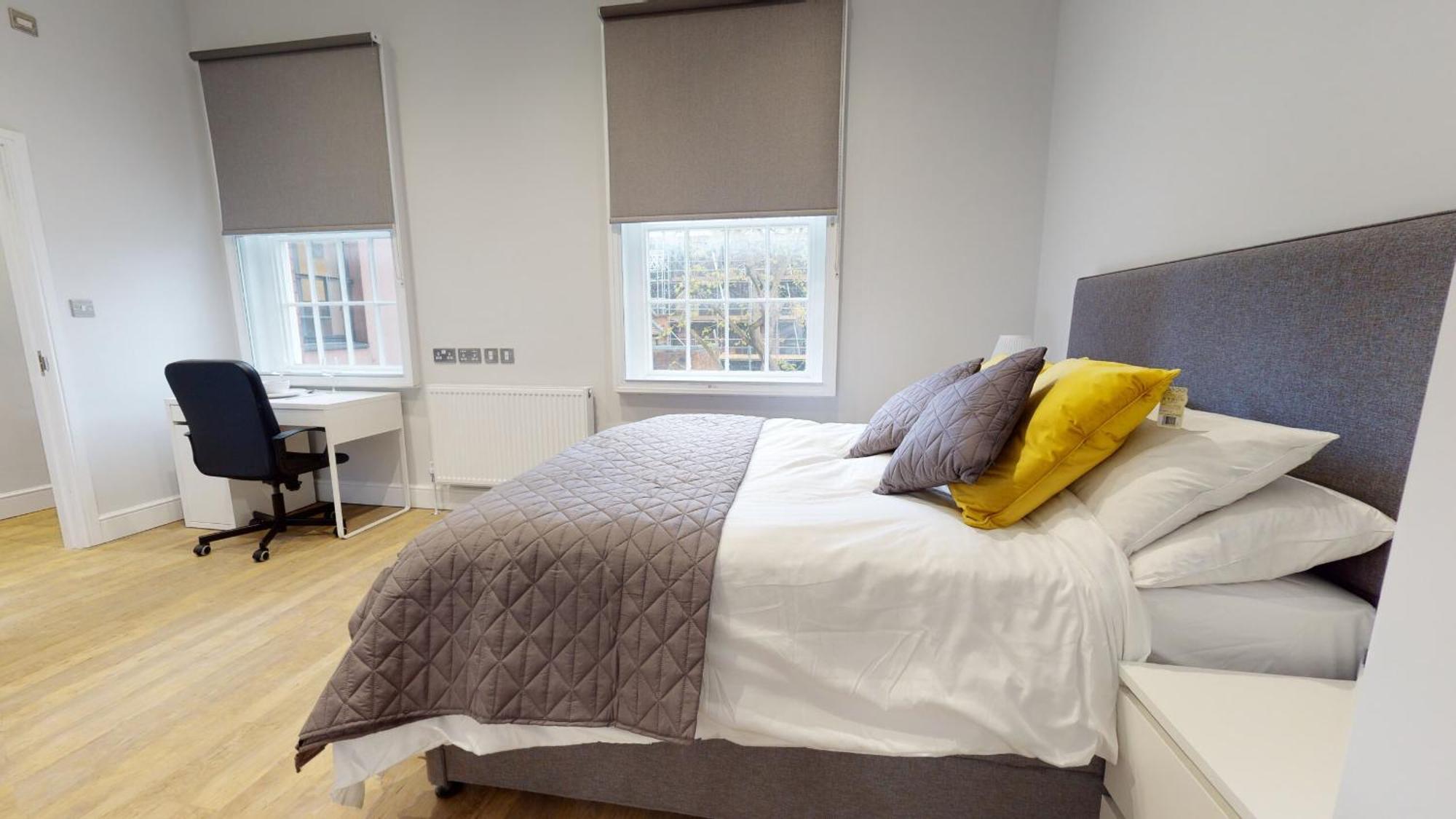 Apartment 1 Castle Yard *