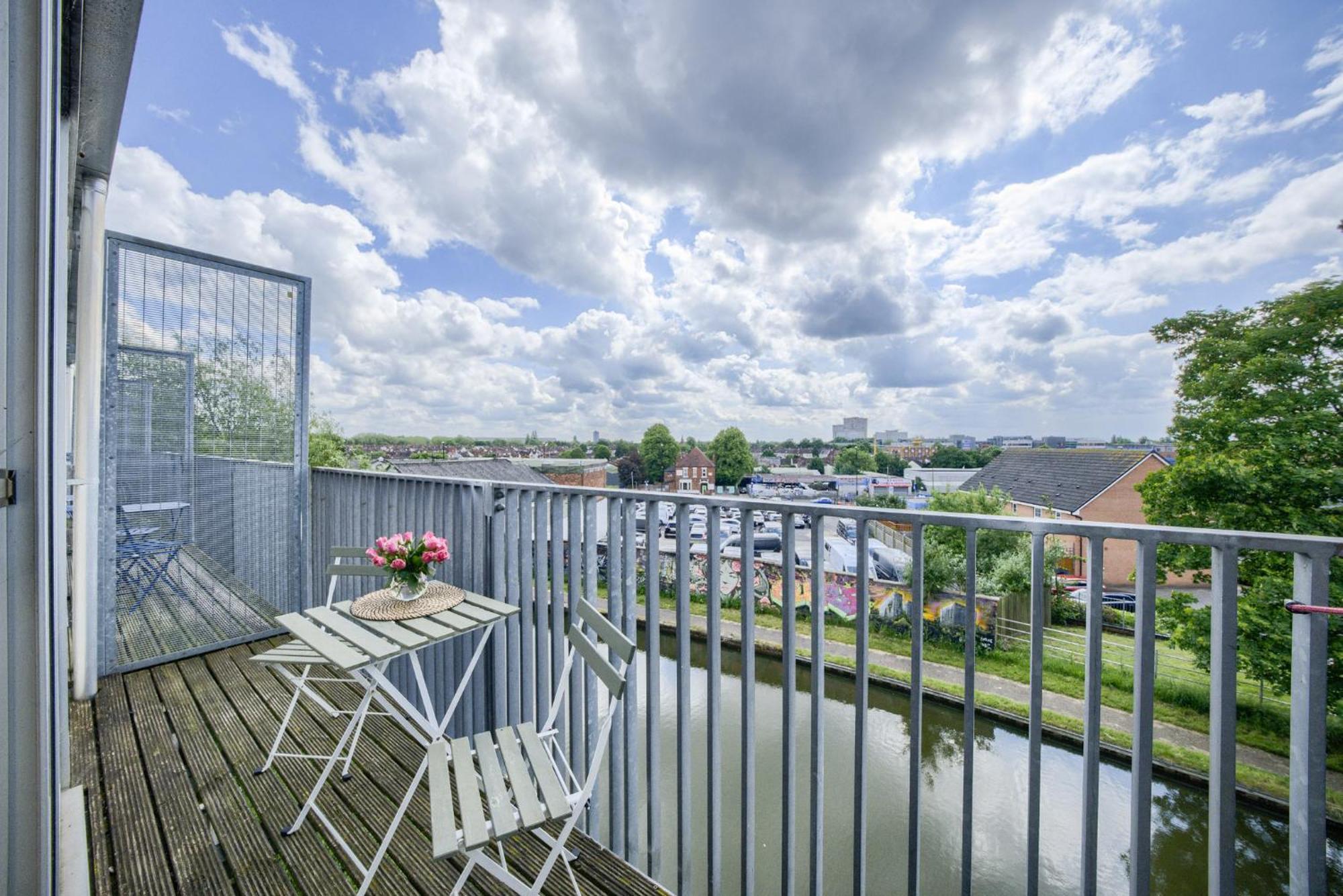 Large 4-bed Townhouse By Empower Homes Coventry