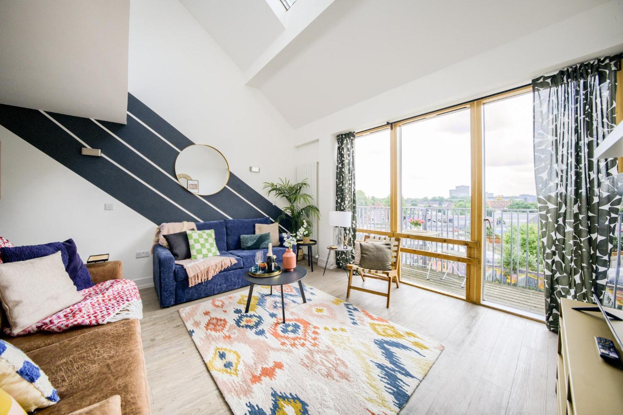 Large 4-bed Townhouse By Empower Homes