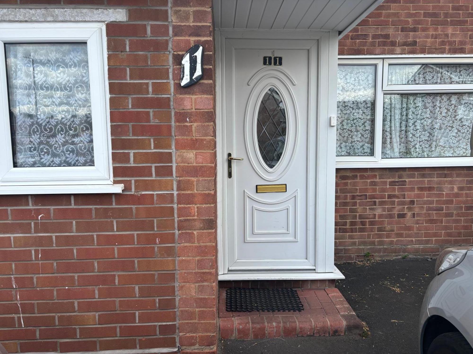 Practical Onsite Cosy With Shared Entrance * Coventry