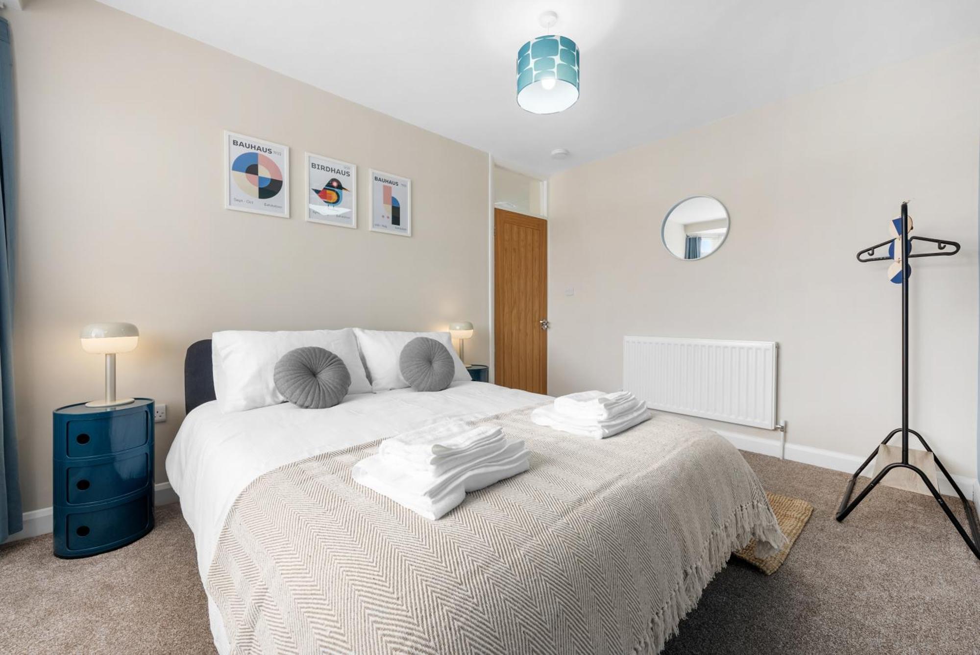 Warwick Uni-modern 3 Bed House Free Parking, Wifi, Garden Coventry