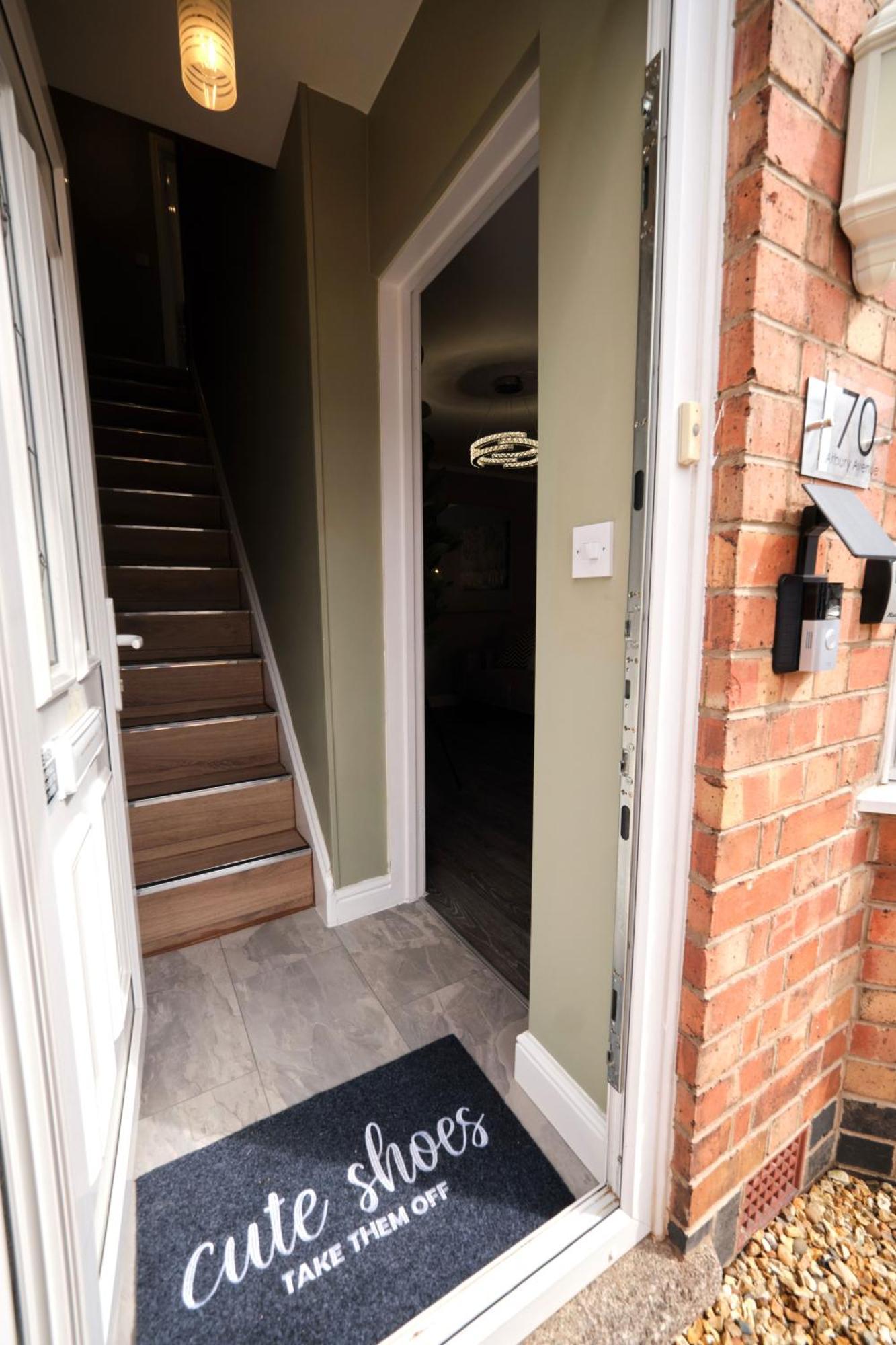 Holiday home Luxury In Near Building Society Arena And Arena Shopping Park *