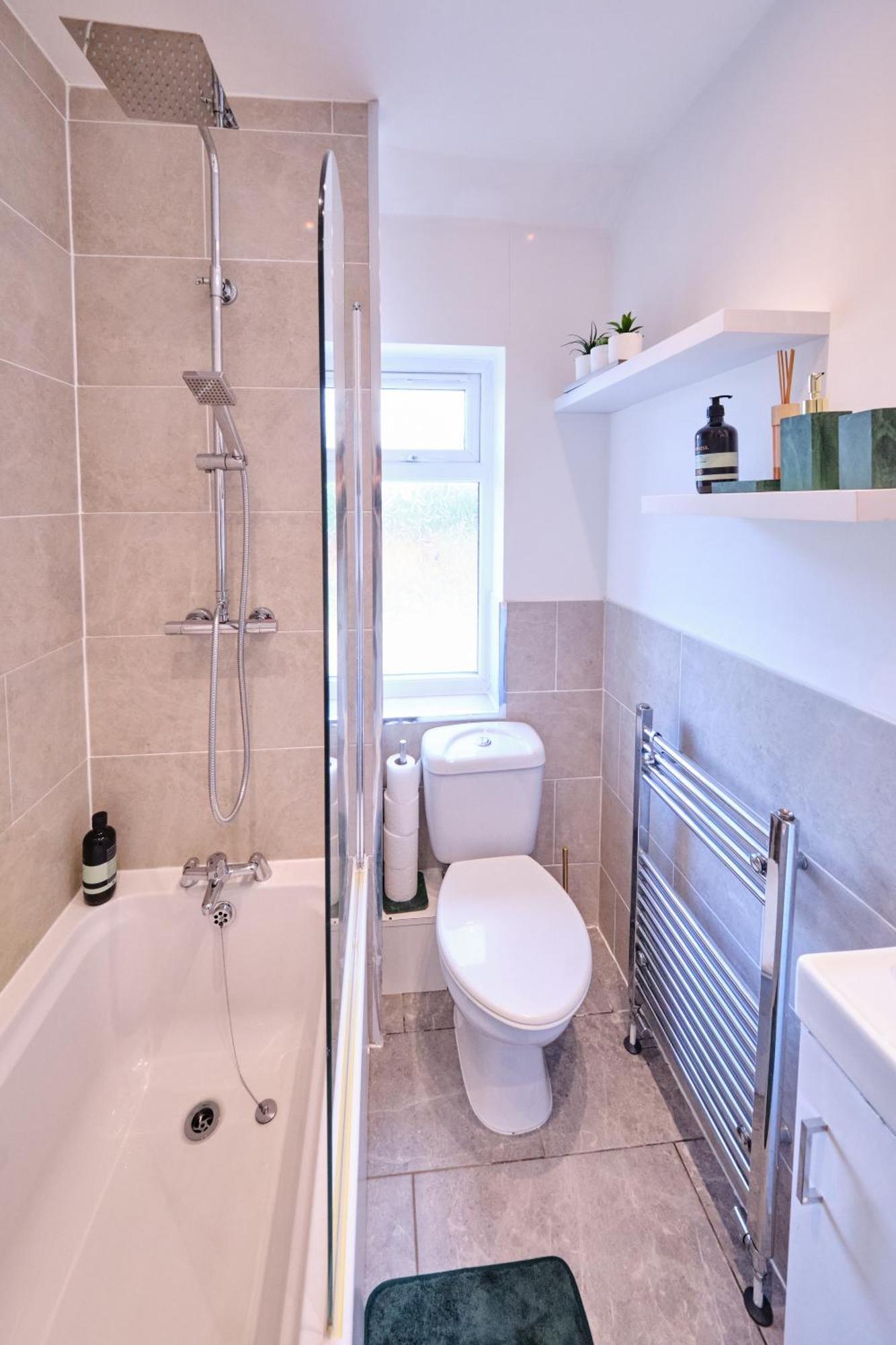Holiday home Luxury In Near Building Society Arena And Arena Shopping Park *